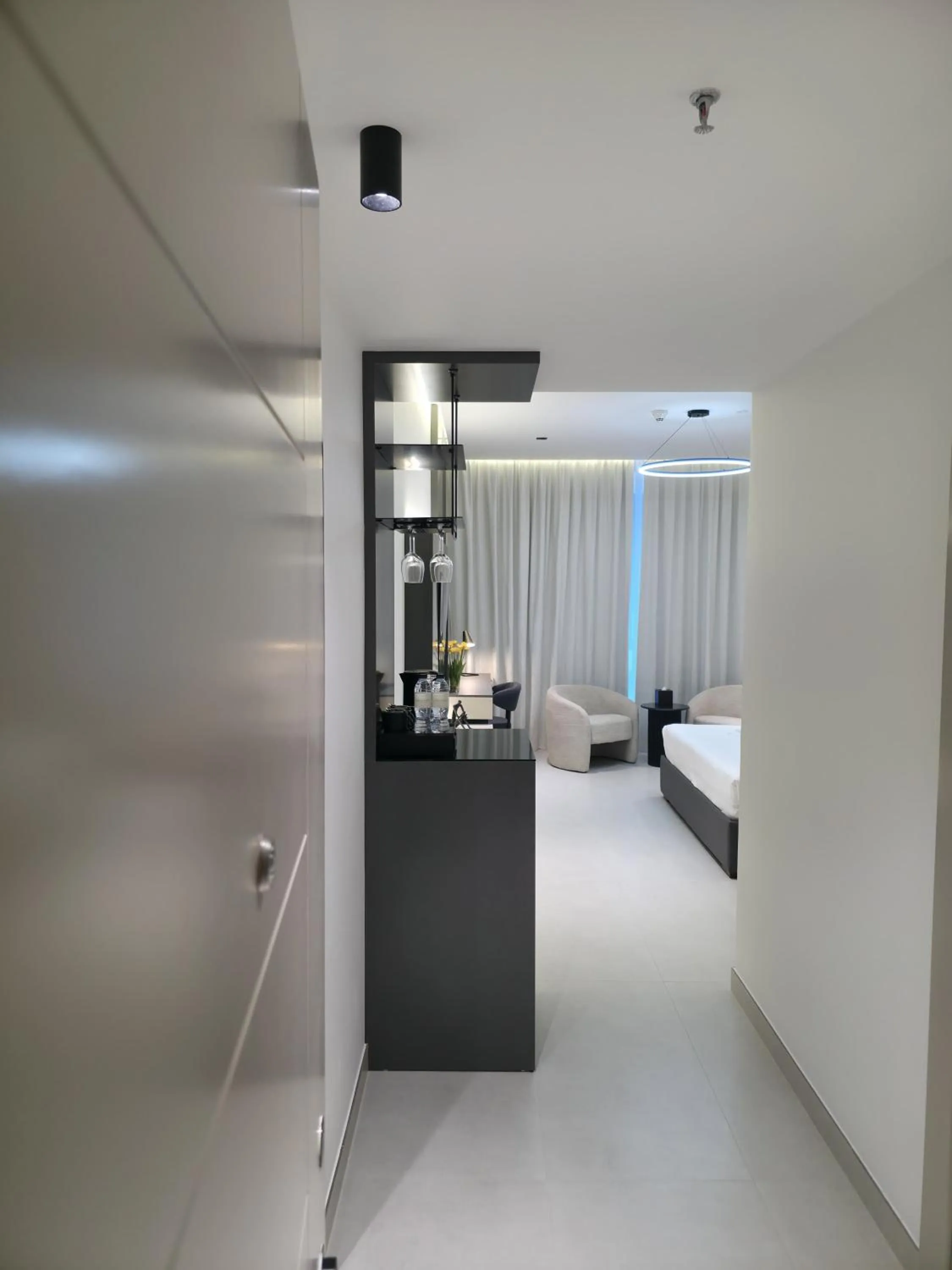 Photo of the whole room, Bed in Copthorne Hotel Sharjah