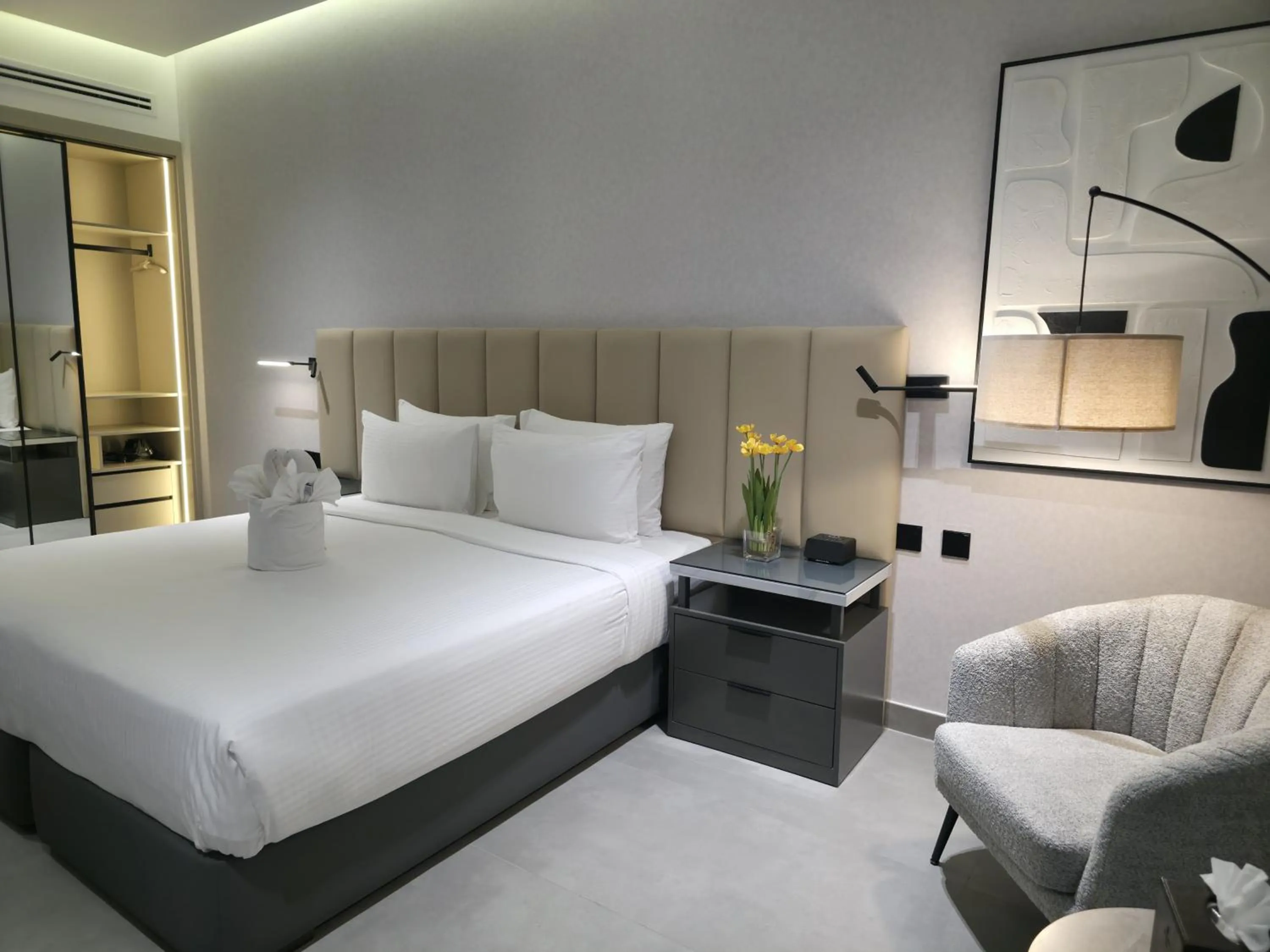 Bed in Copthorne Hotel Sharjah