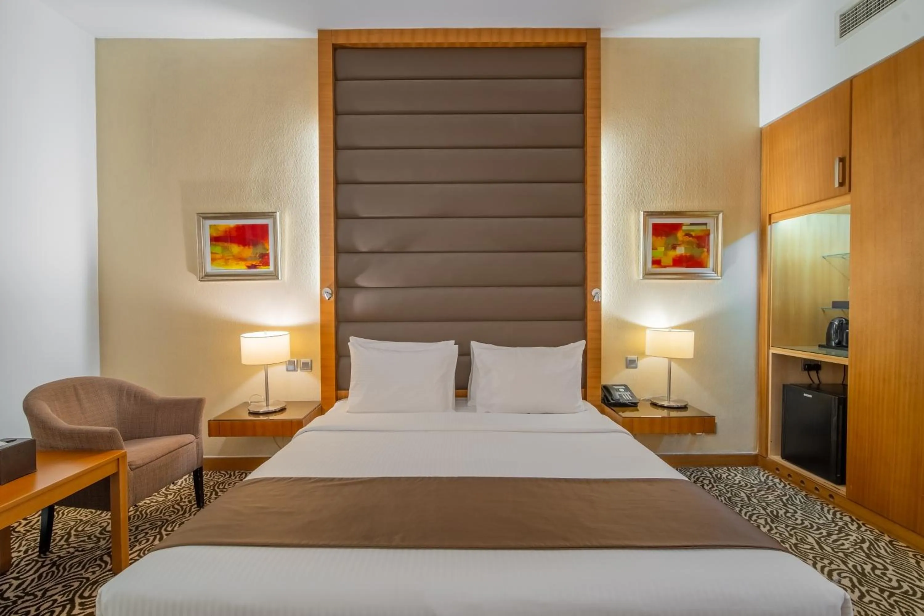 Bed in Copthorne Hotel Sharjah