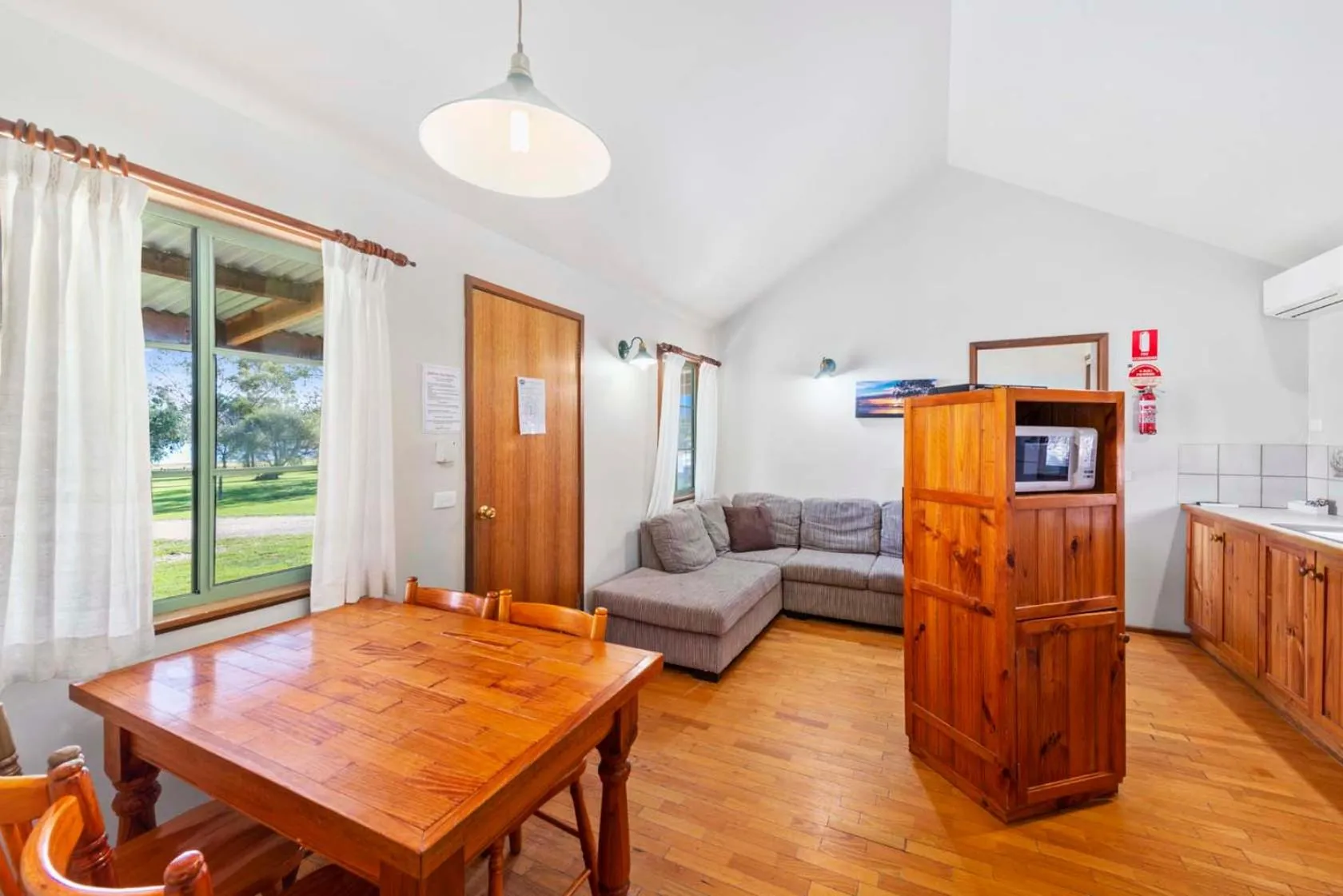 Living room in Lake Hume Holiday Park