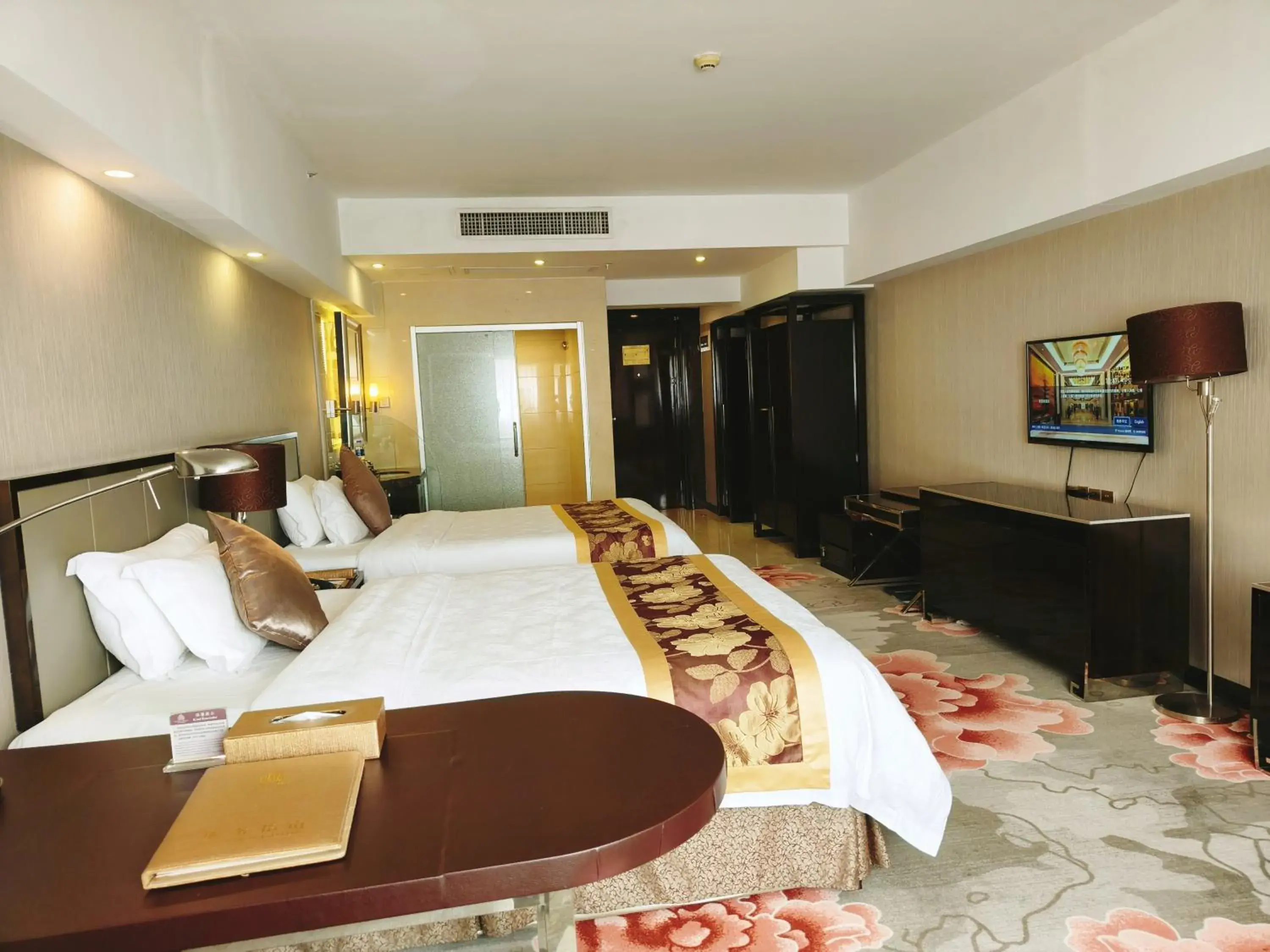 Superior Twin Room with City View in 广州克莱顿酒店 Clayton Hotel Pazhou Exhibition Center Superior Twin Room with City View in 广州克莱顿酒店 Clayton Hotel Pazhou Exhibition Center