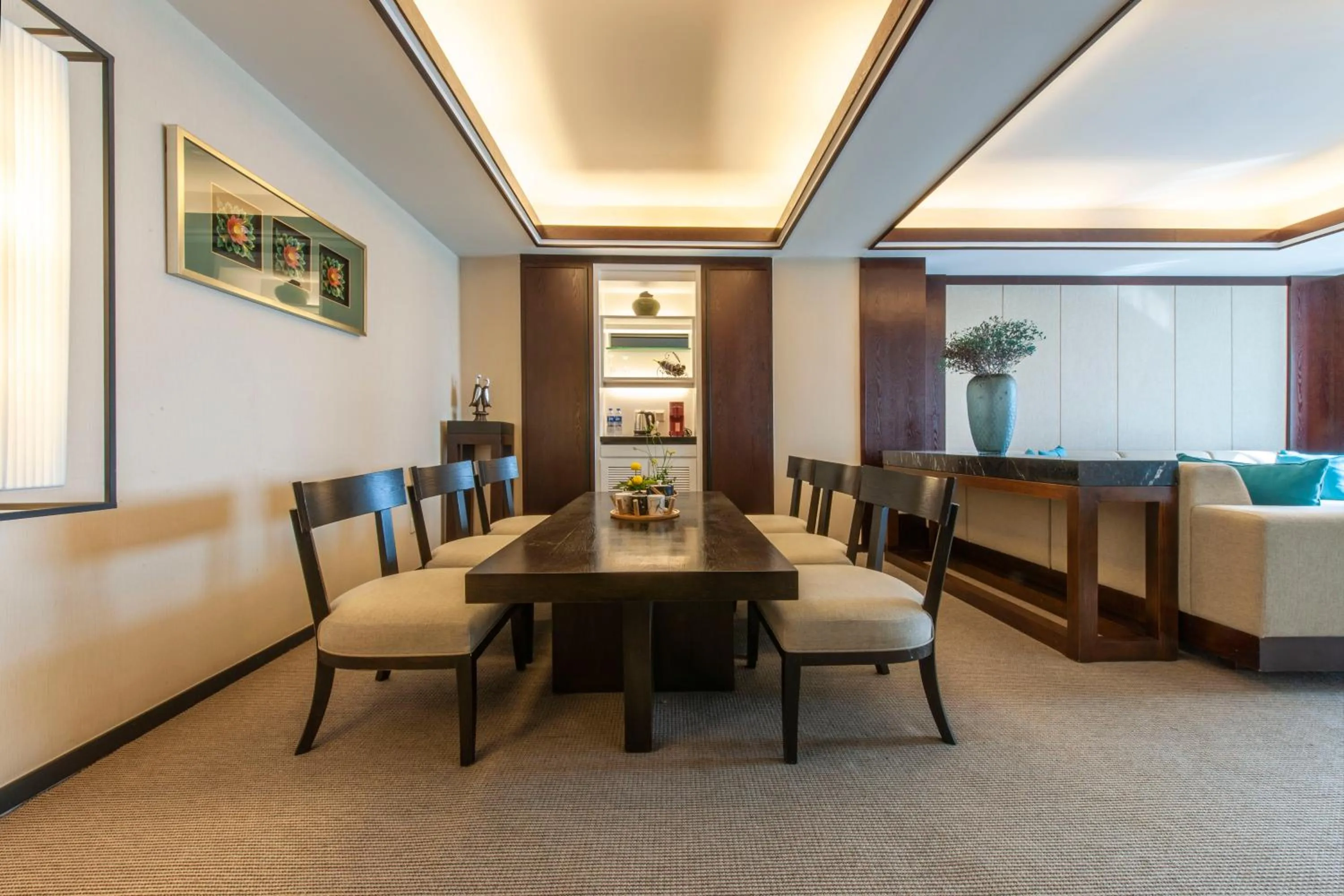 Living room in SSAW Boutique Hotel Hefei Intime Centre