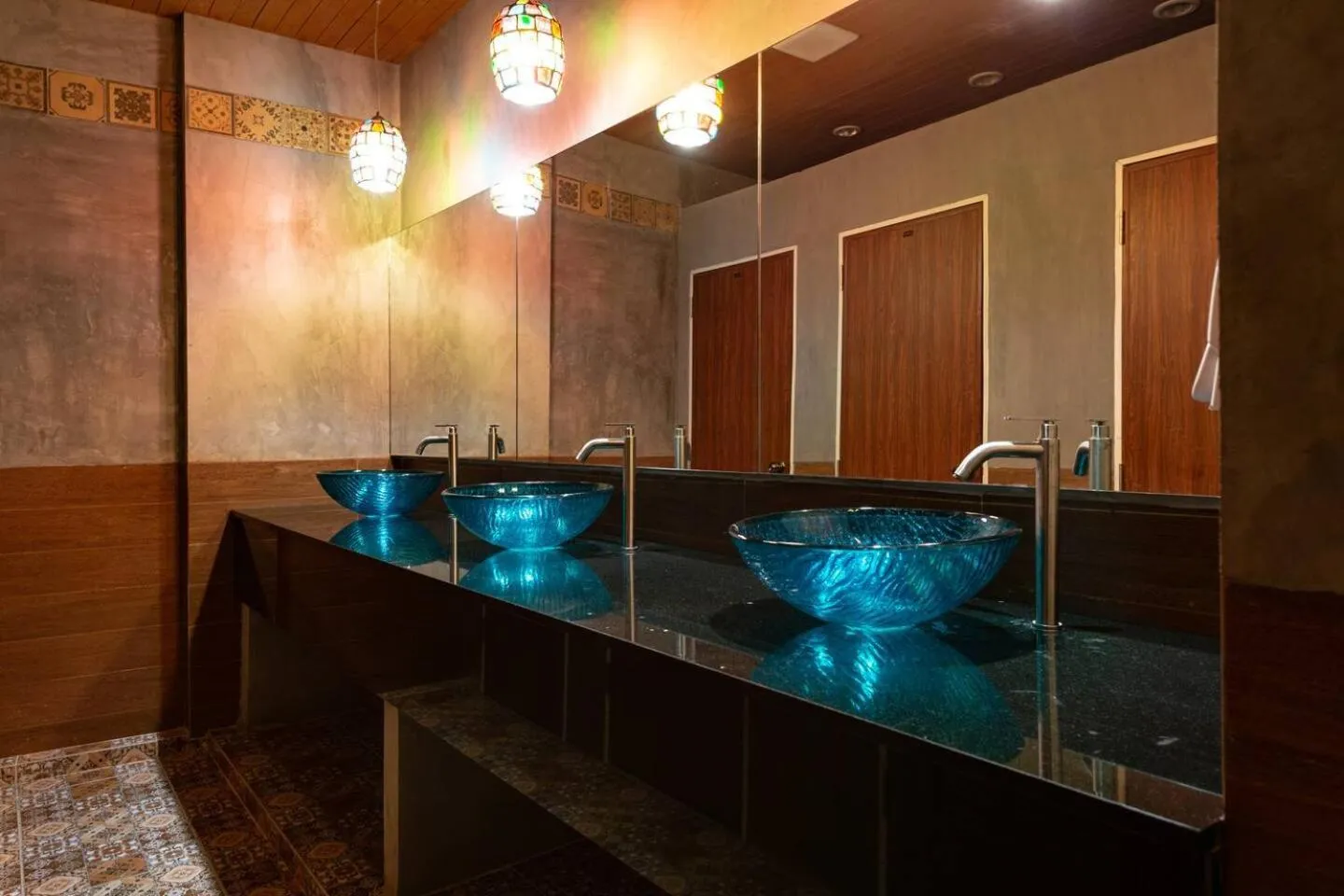 Single Room with Shared Bathroom in Mangkon Hostel