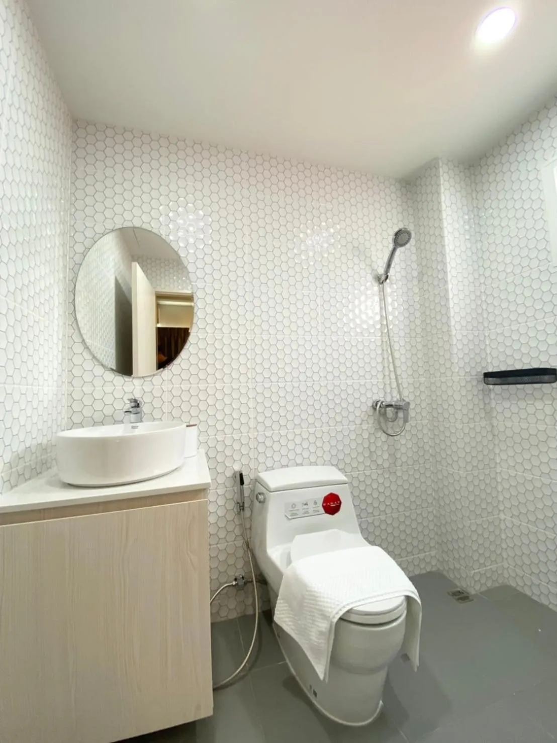 Bathroom in Mangkon Hostel