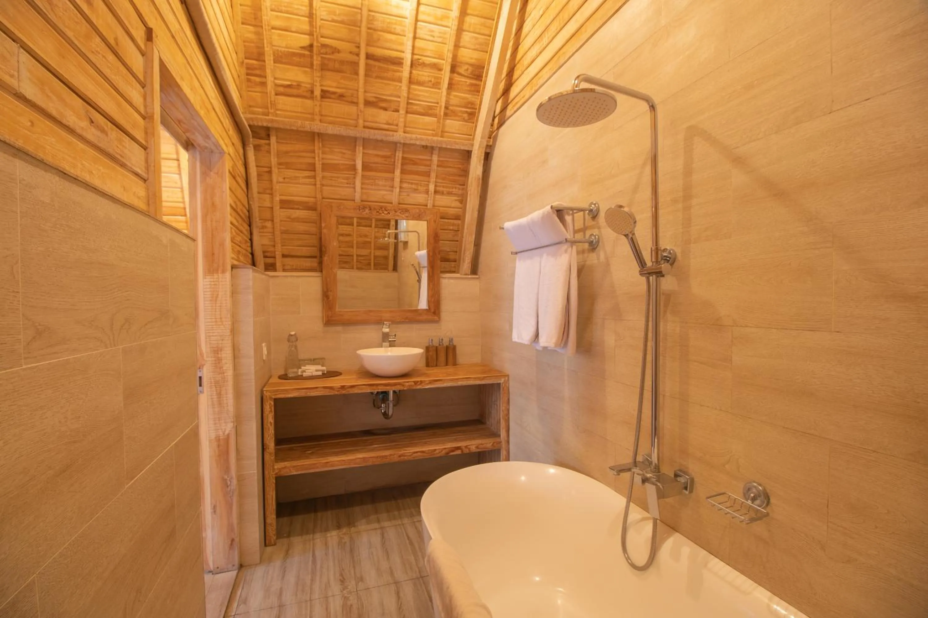 Bathroom in Wana Shanti Villa