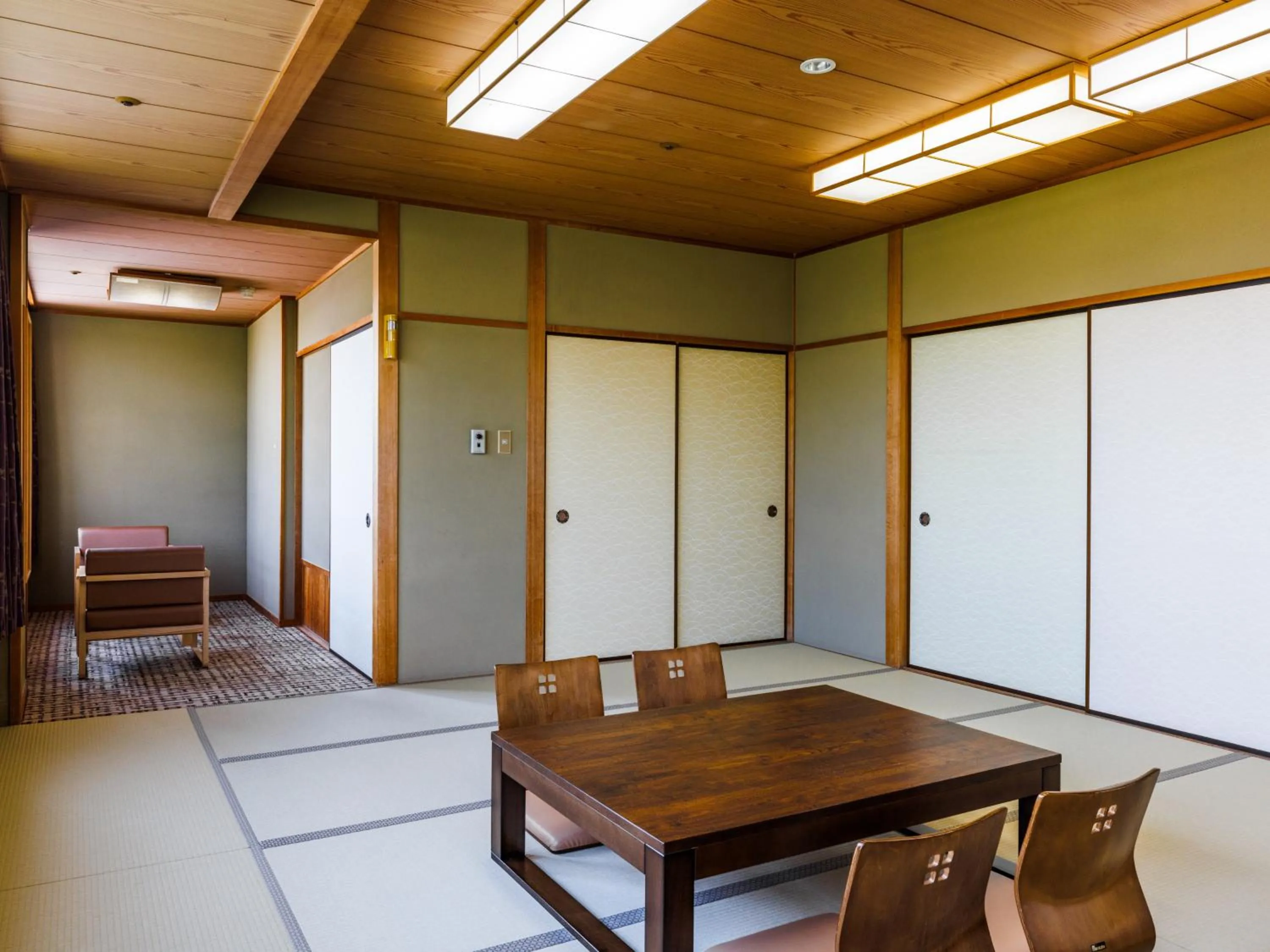 Photo of the whole room in KAMENOI HOTEL Yamato Heguri