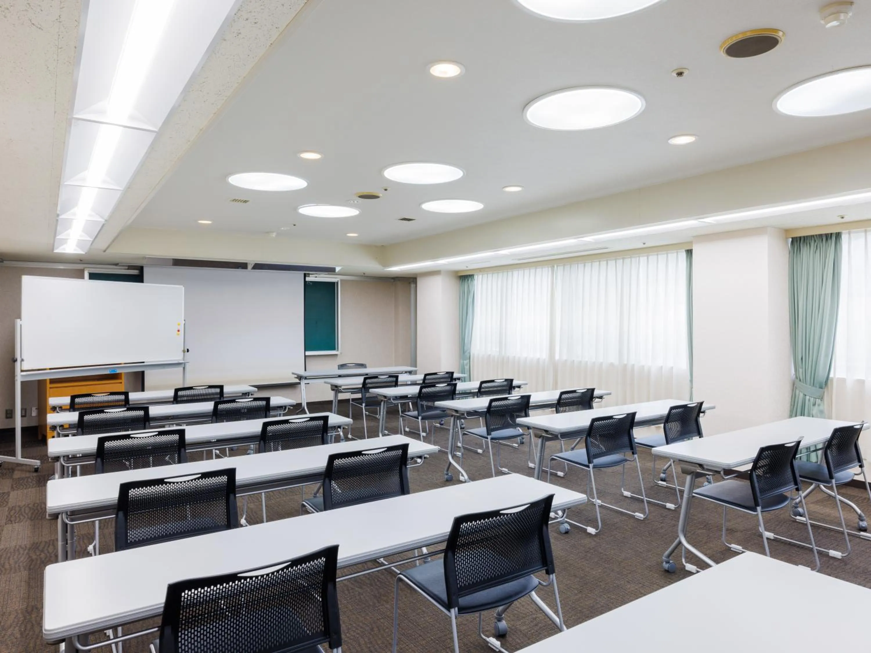 Meeting/conference room in KAMENOI HOTEL Yamato Heguri