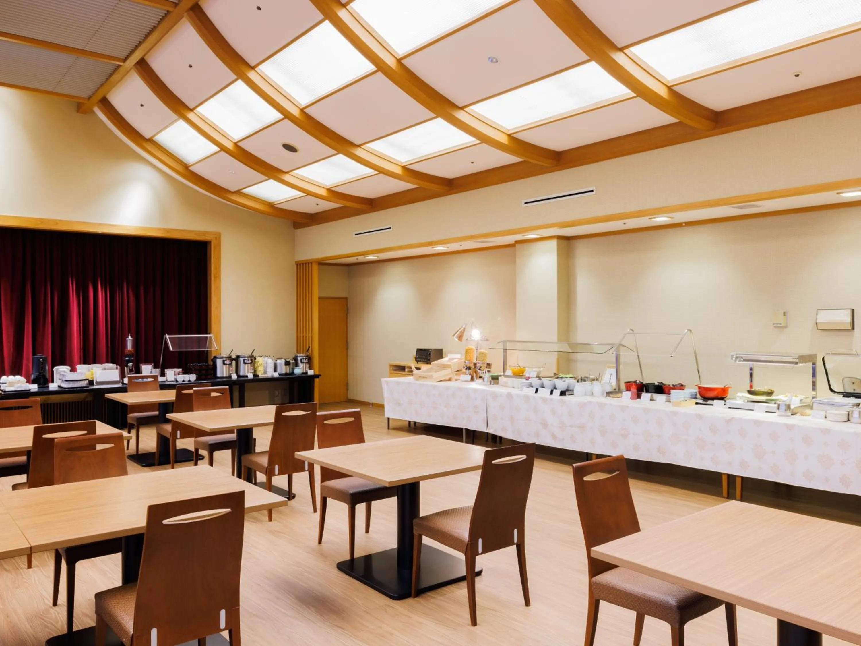 Restaurant/places to eat in KAMENOI HOTEL Yamato Heguri