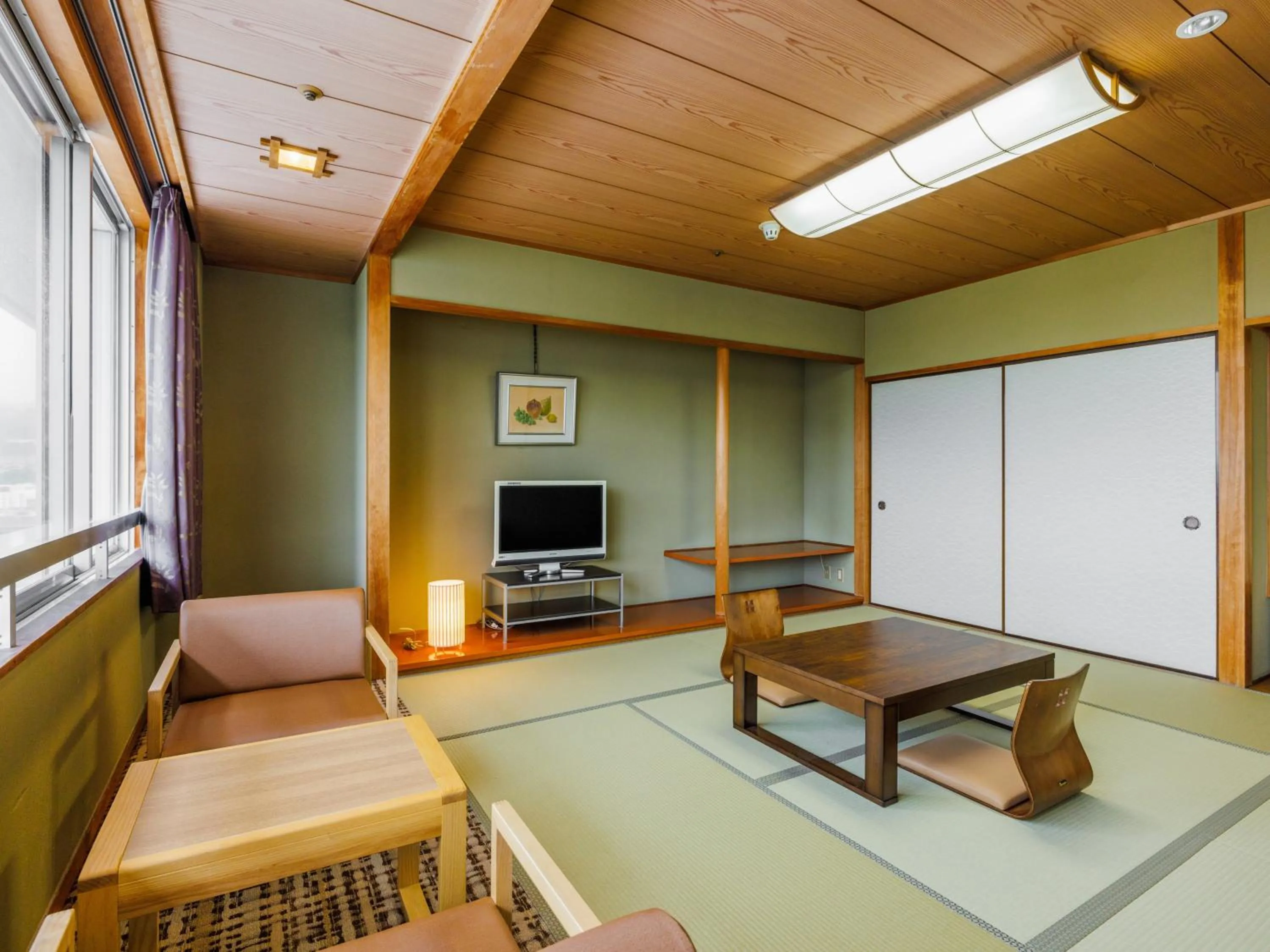 Photo of the whole room in KAMENOI HOTEL Yamato Heguri