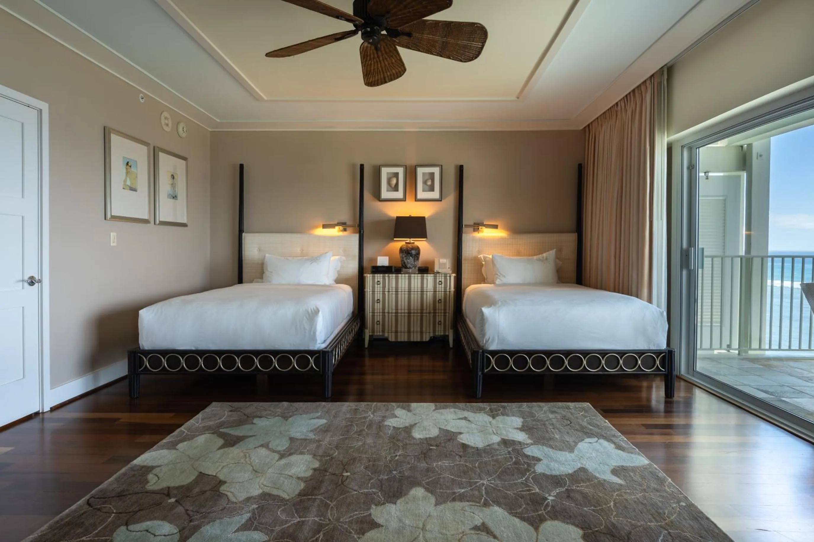 Bed in The Kahala Hotel and Resort
