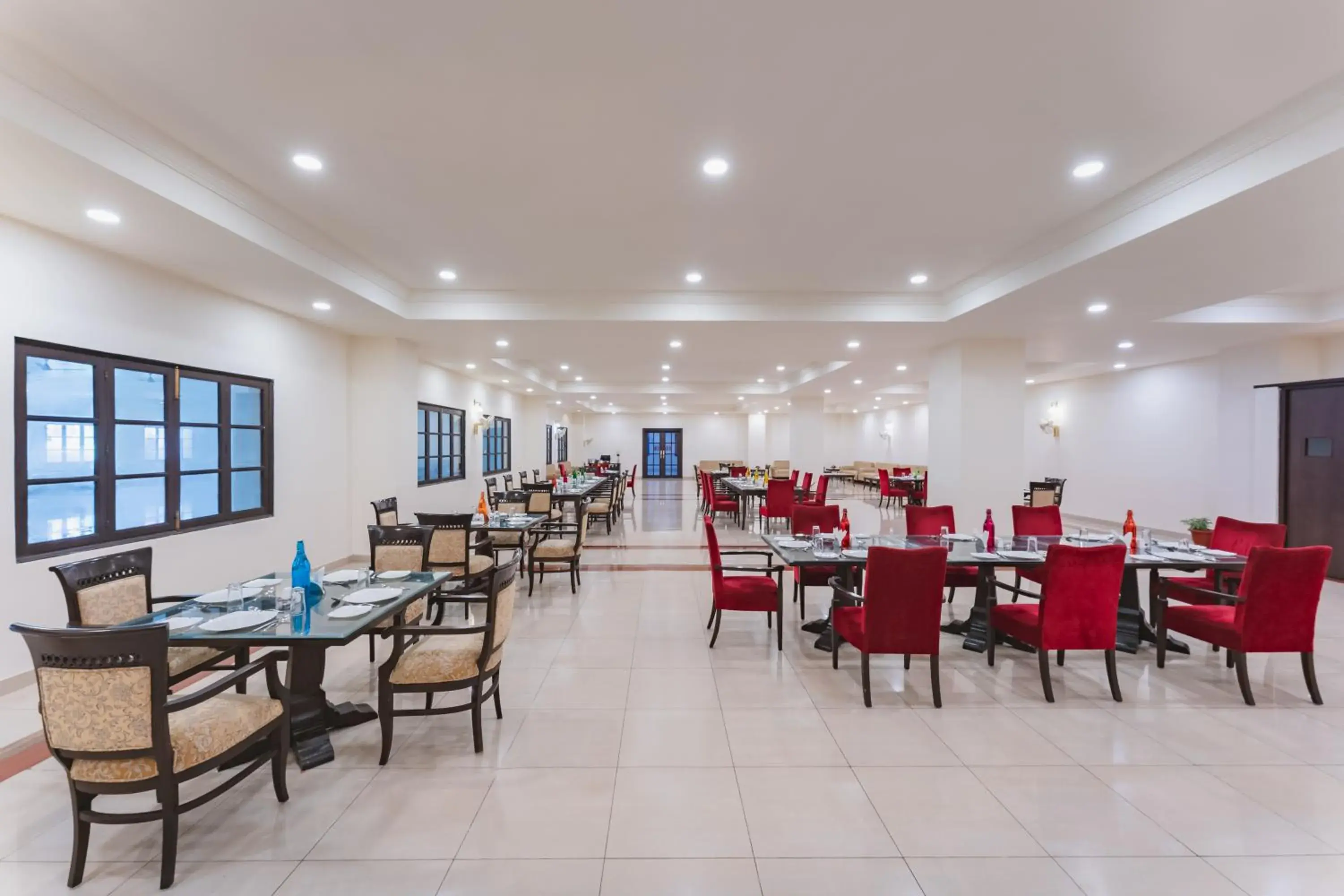 Restaurant/places to eat in Shree Vallabh Vilas Lords Plaza Nathdwara - Pure Veg Restaurant/places to eat in Shree Vallabh Vilas Lords Plaza Nathdwara - Pure Veg