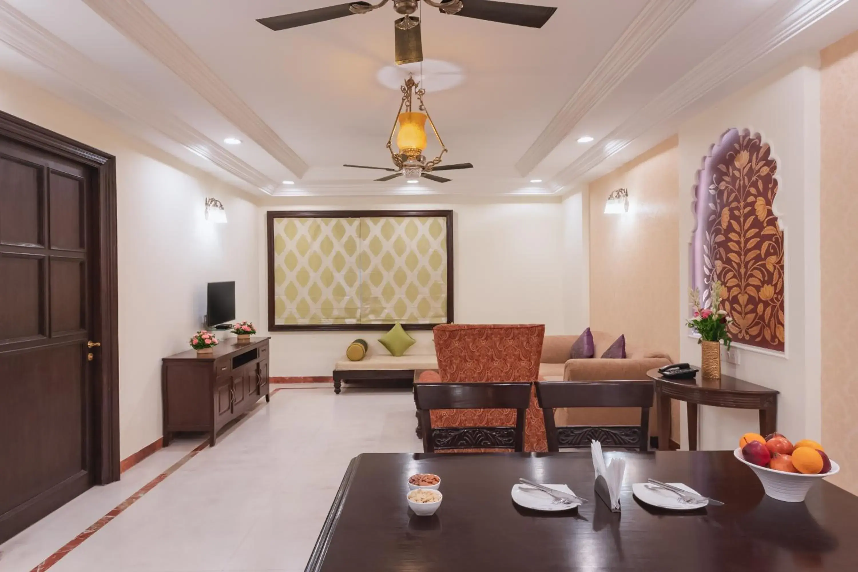 Living room in Shree Vallabh Vilas Lords Plaza Nathdwara - Pure Veg Living room in Shree Vallabh Vilas Lords Plaza Nathdwara - Pure Veg