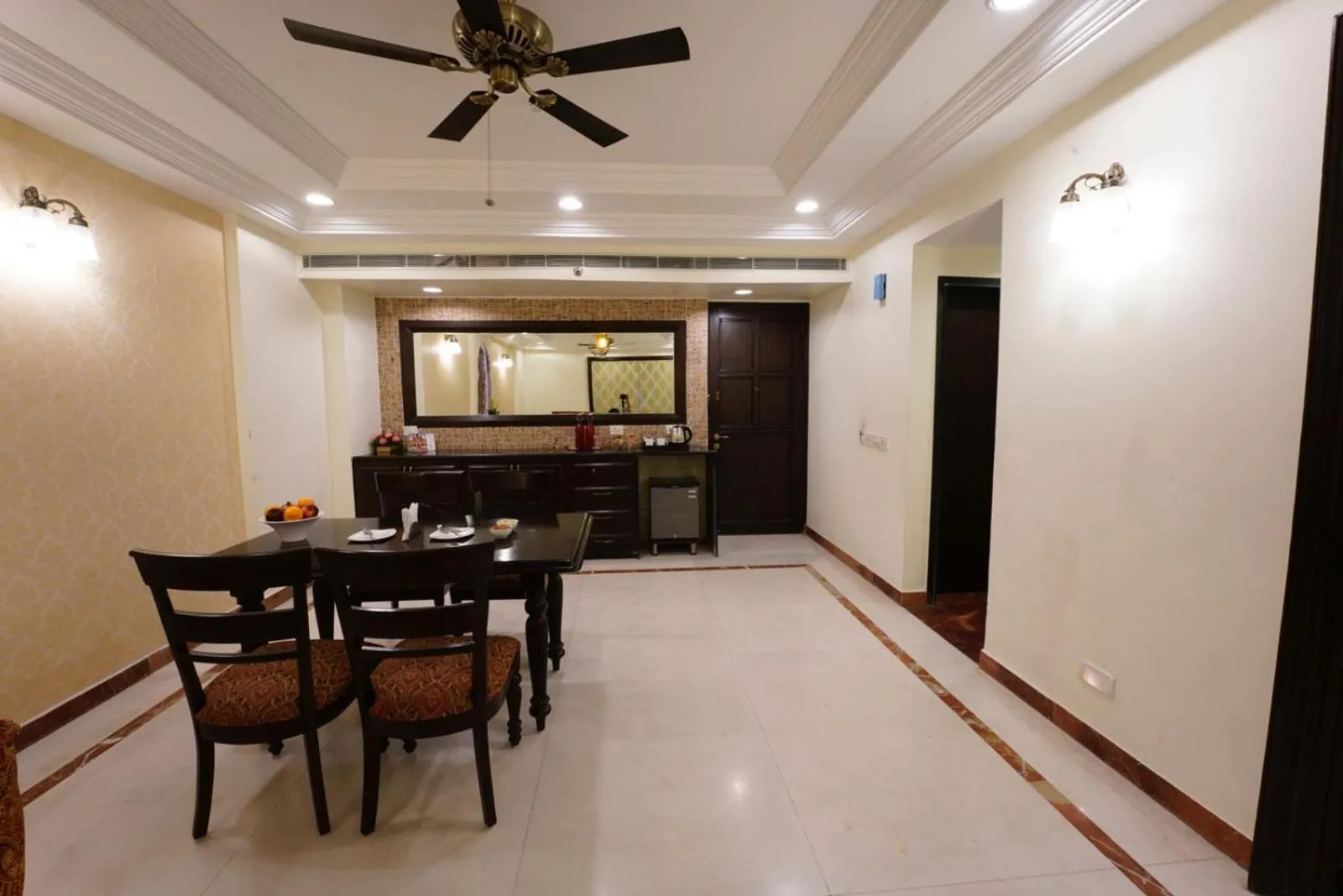 Living room in Shree Vallabh Vilas Lords Plaza Nathdwara - Pure Veg