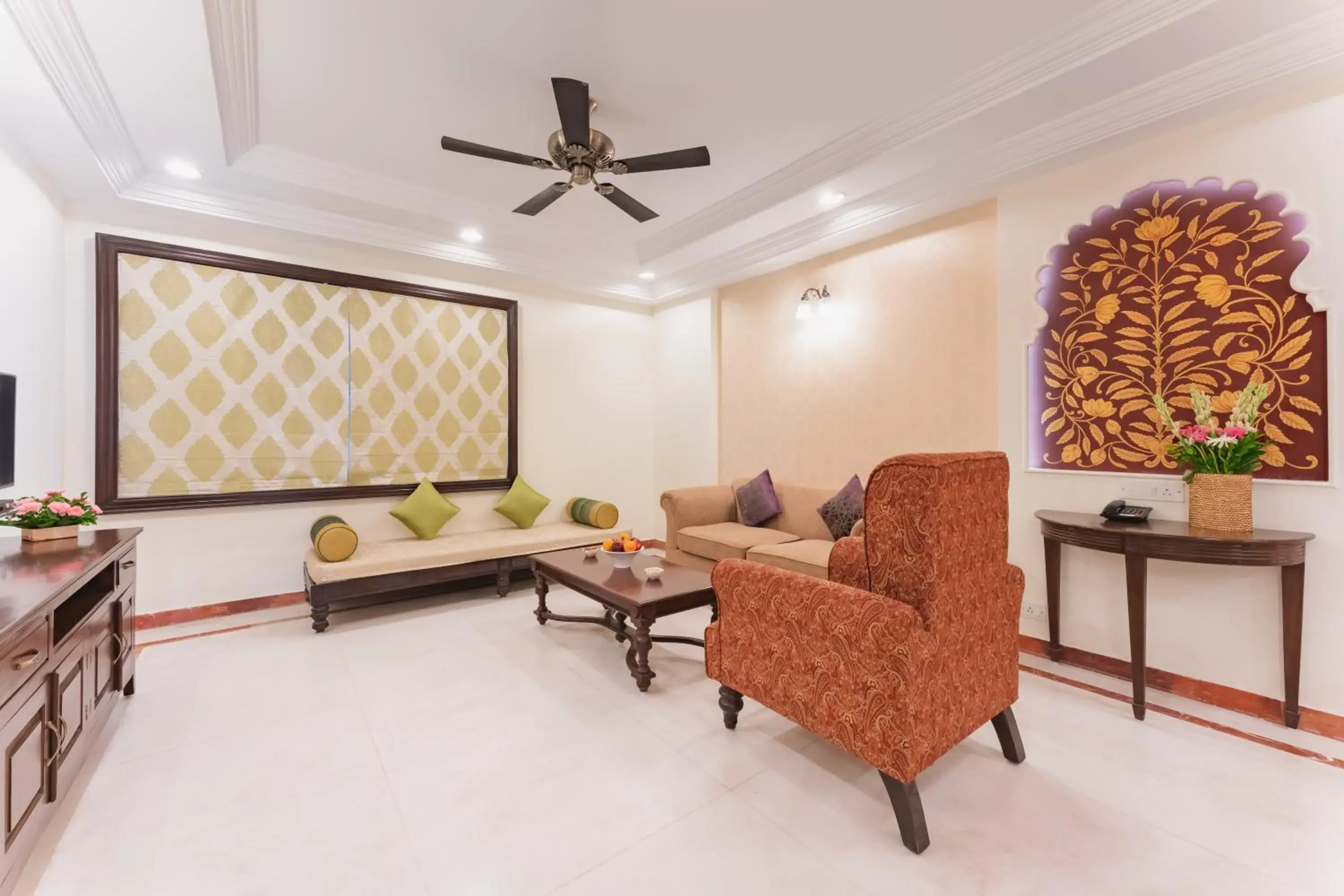 Living room in Shree Vallabh Vilas Lords Plaza Nathdwara - Pure Veg Living room in Shree Vallabh Vilas Lords Plaza Nathdwara - Pure Veg