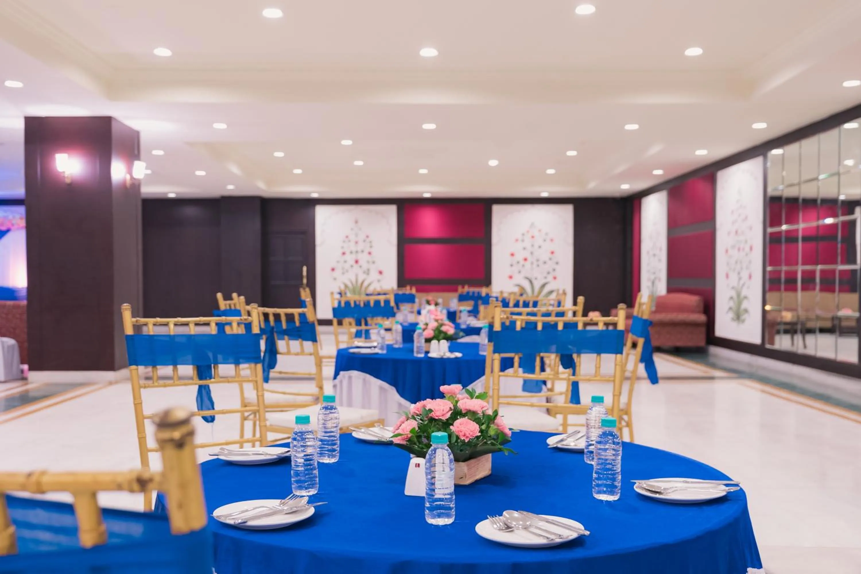 Banquet/Function facilities in Shree Vallabh Vilas Lords Plaza Nathdwara - Pure Veg