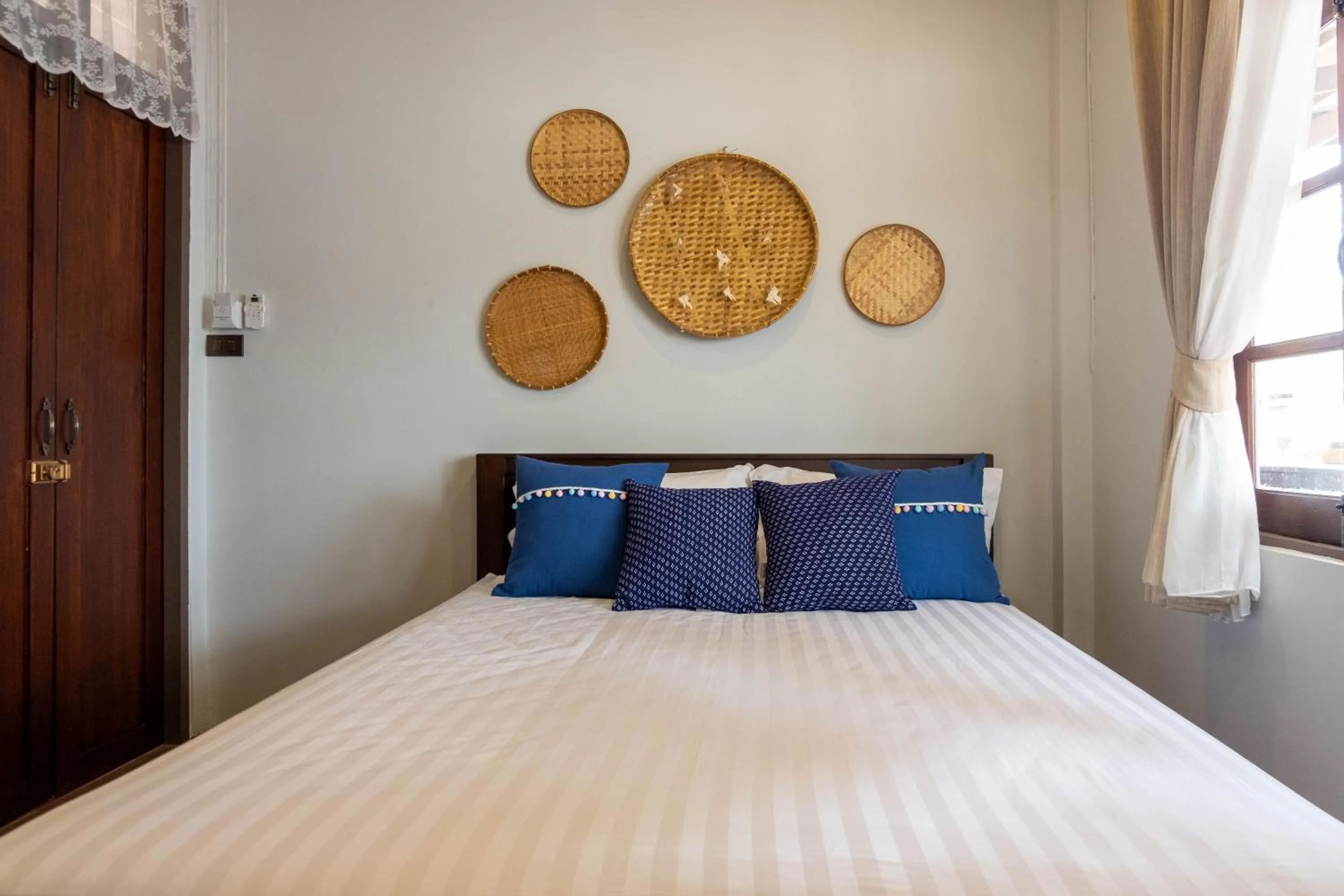 Bedroom, Bed in Baan Suan Krung Kao