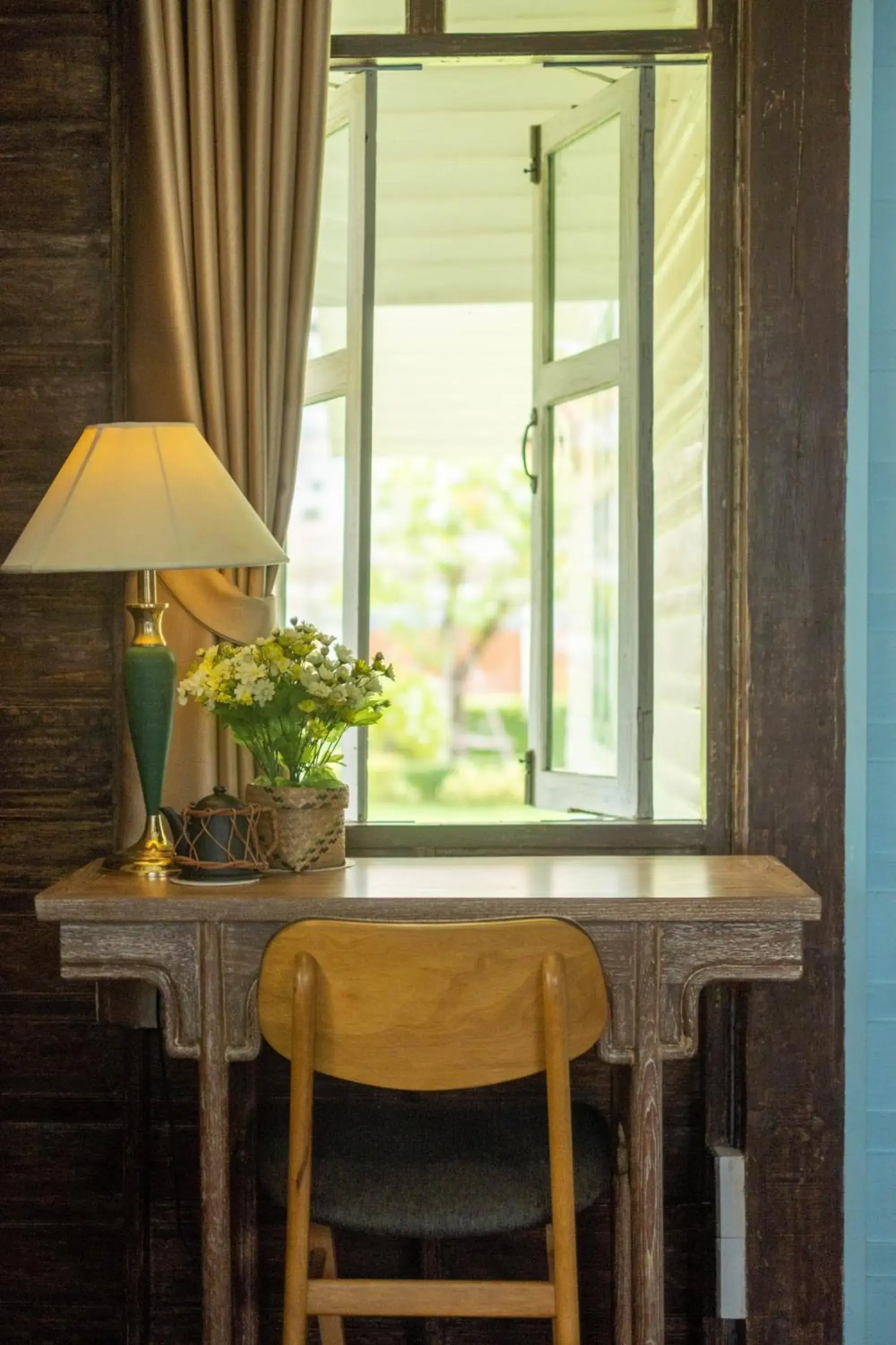 Baan Suan Krung Kao Baan Suan Krung Kao