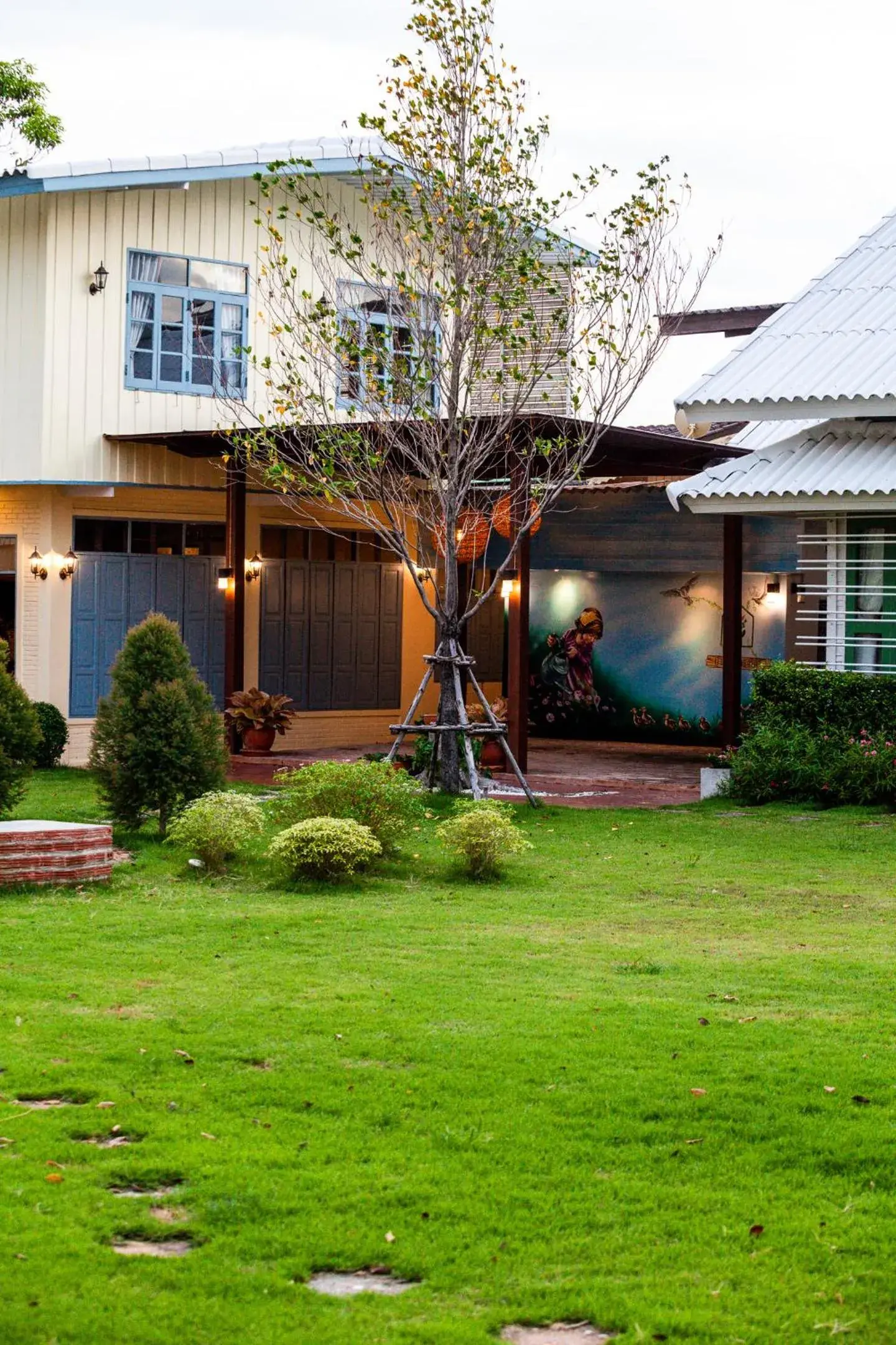 Property building in Baan Suan Krung Kao Property building in Baan Suan Krung Kao