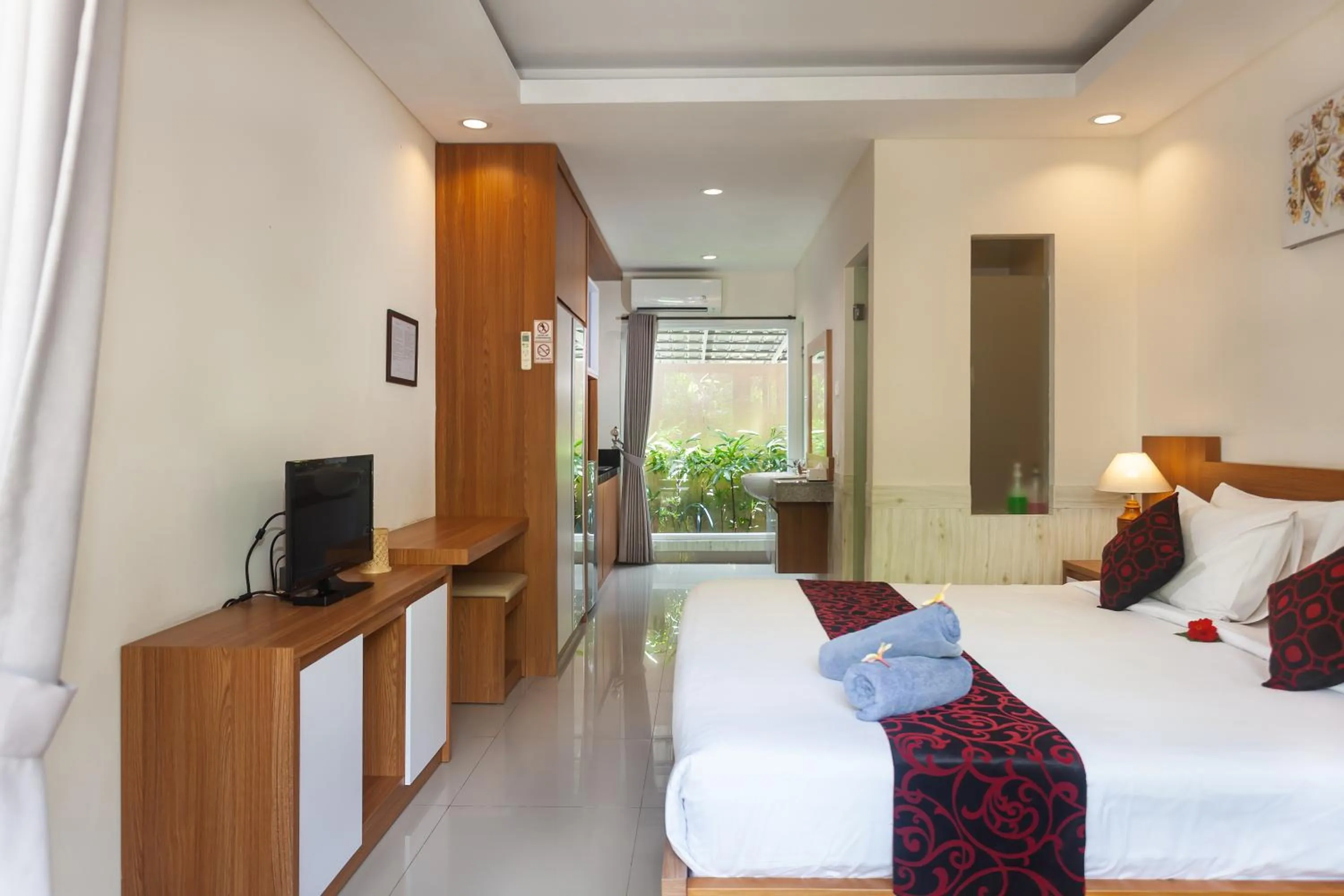 Bedroom, Bed in Anindya Sanur