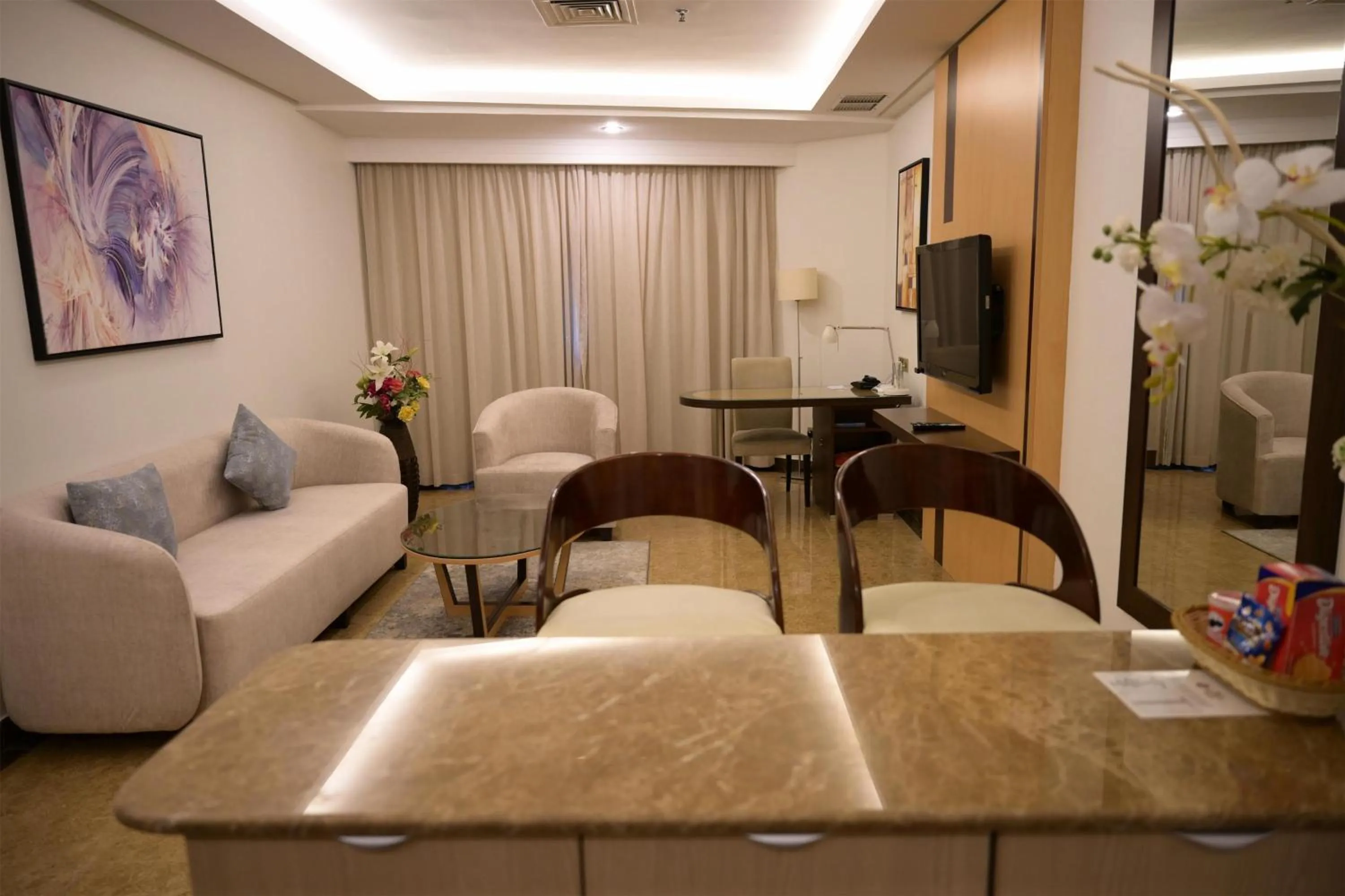 Kitchen or kitchenette in Best Western Plus Mahboula