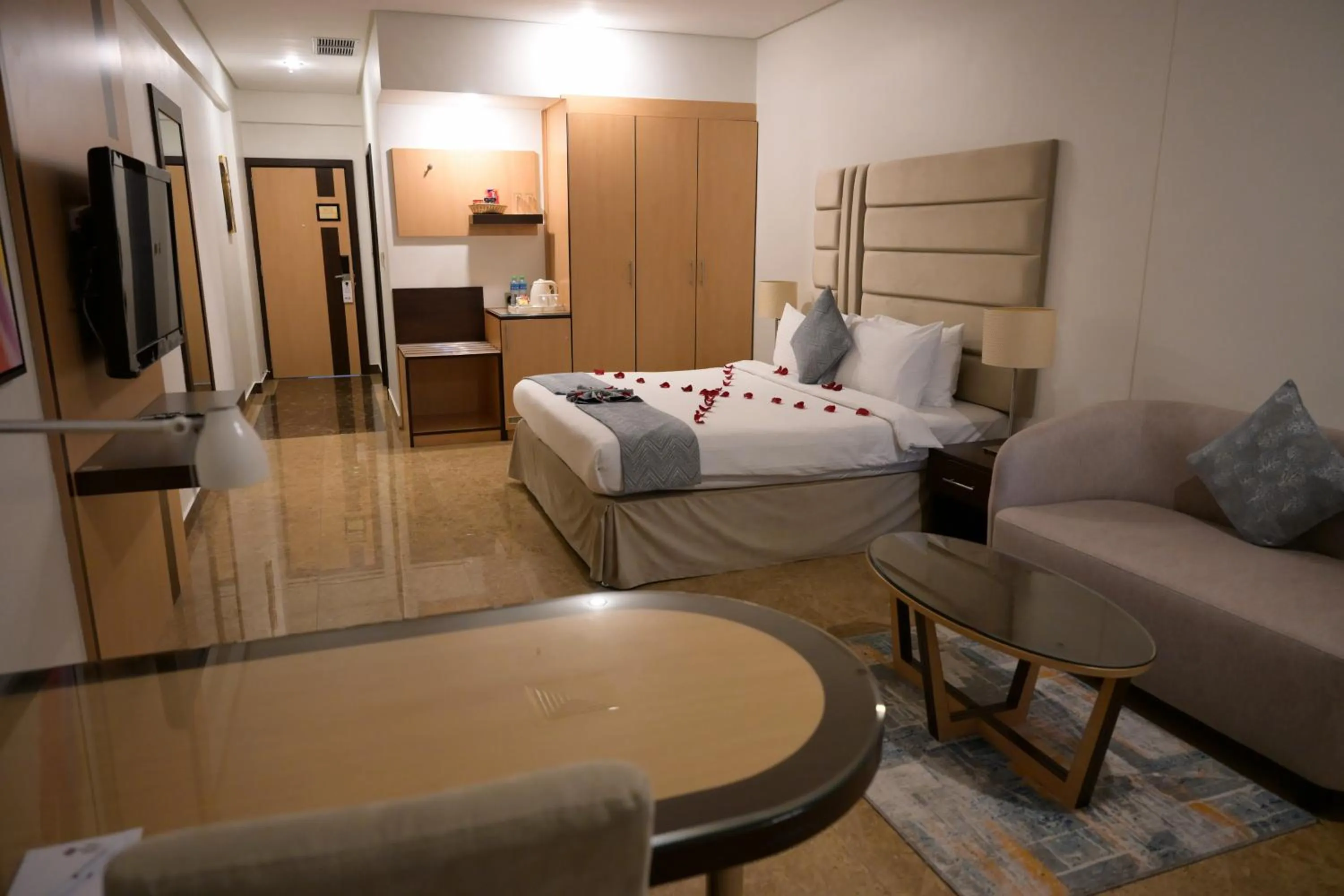 Bed in Best Western Plus Mahboula