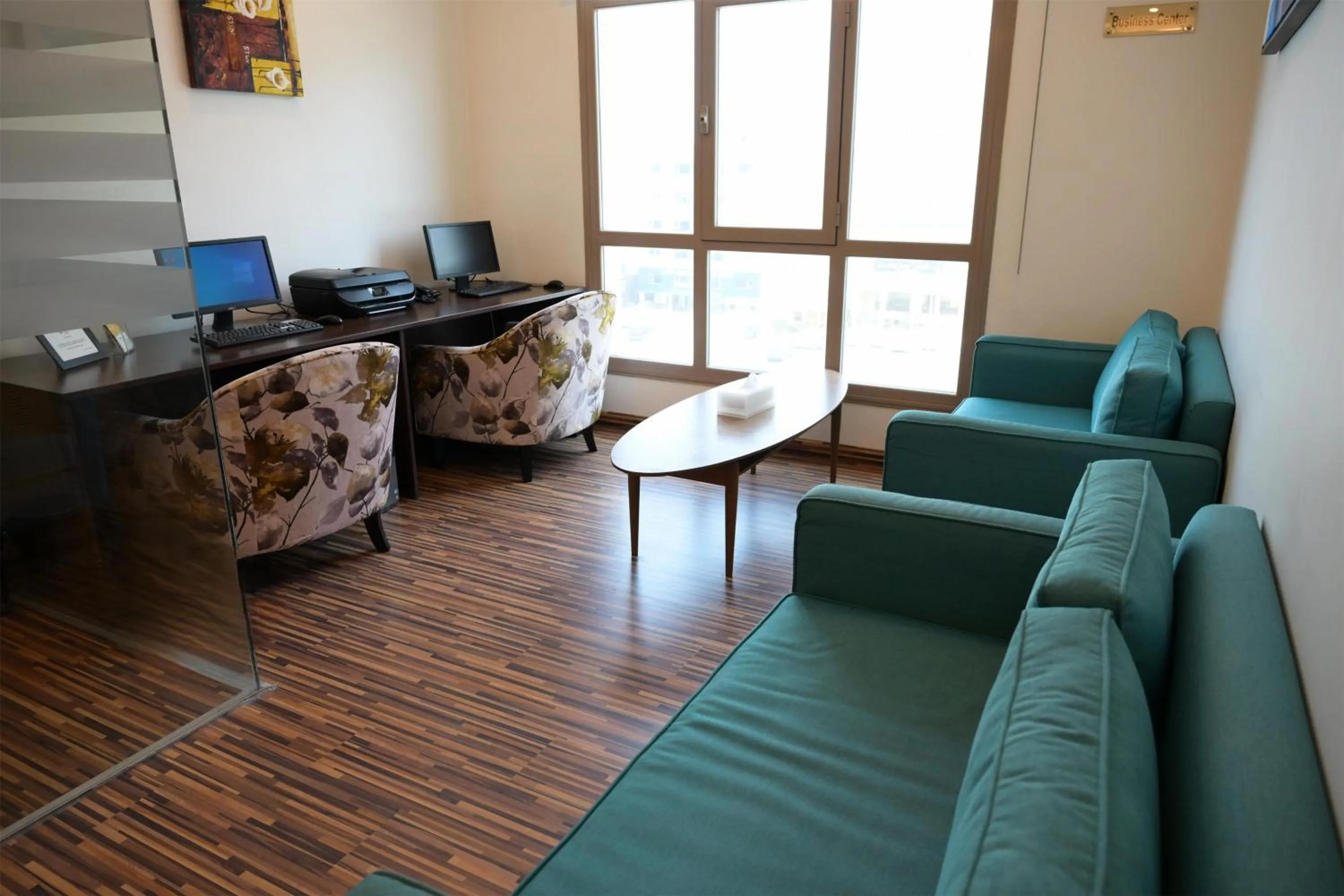 Business facilities in Best Western Plus Mahboula