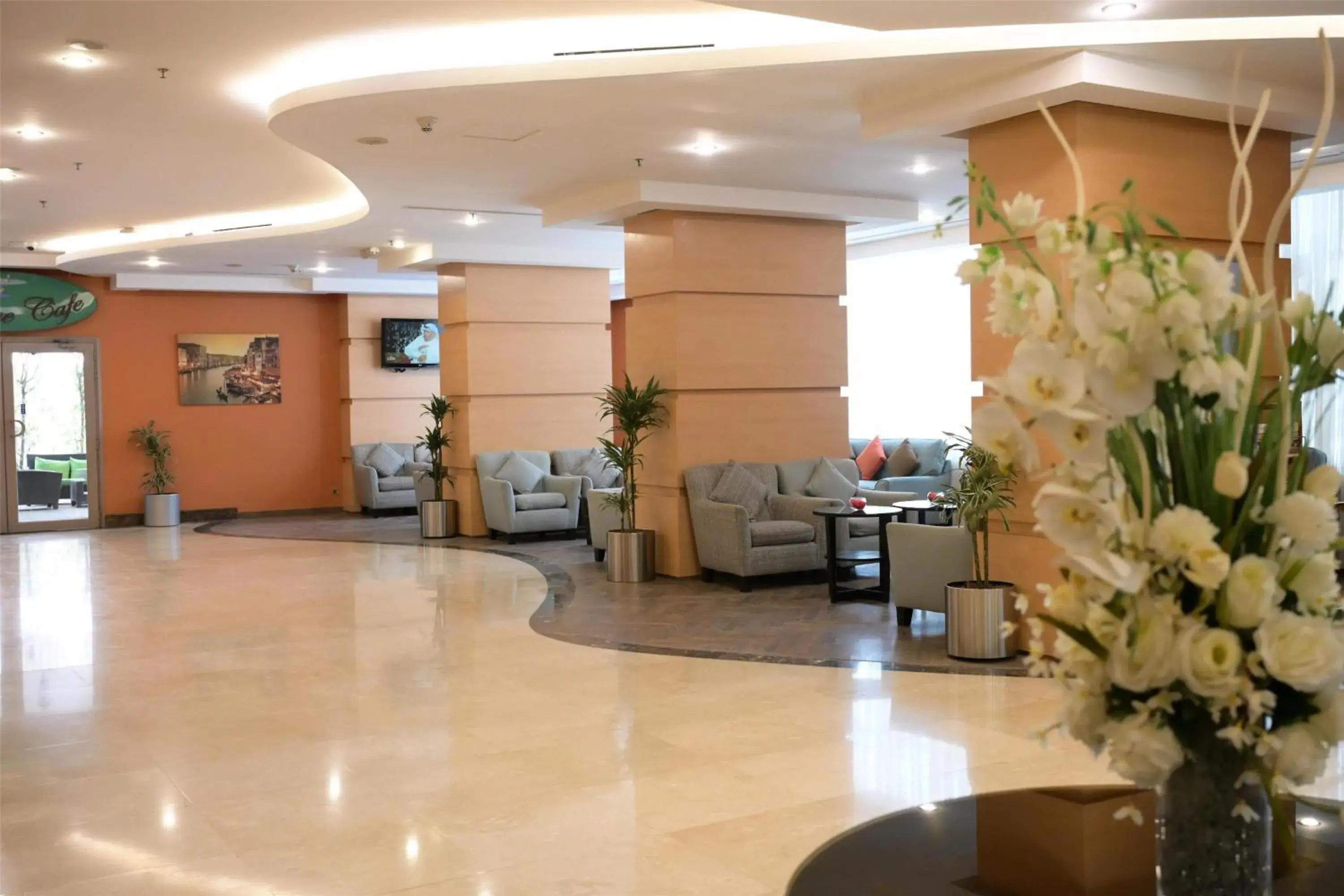 Lobby or reception in Best Western Plus Mahboula Lobby or reception in Best Western Plus Mahboula