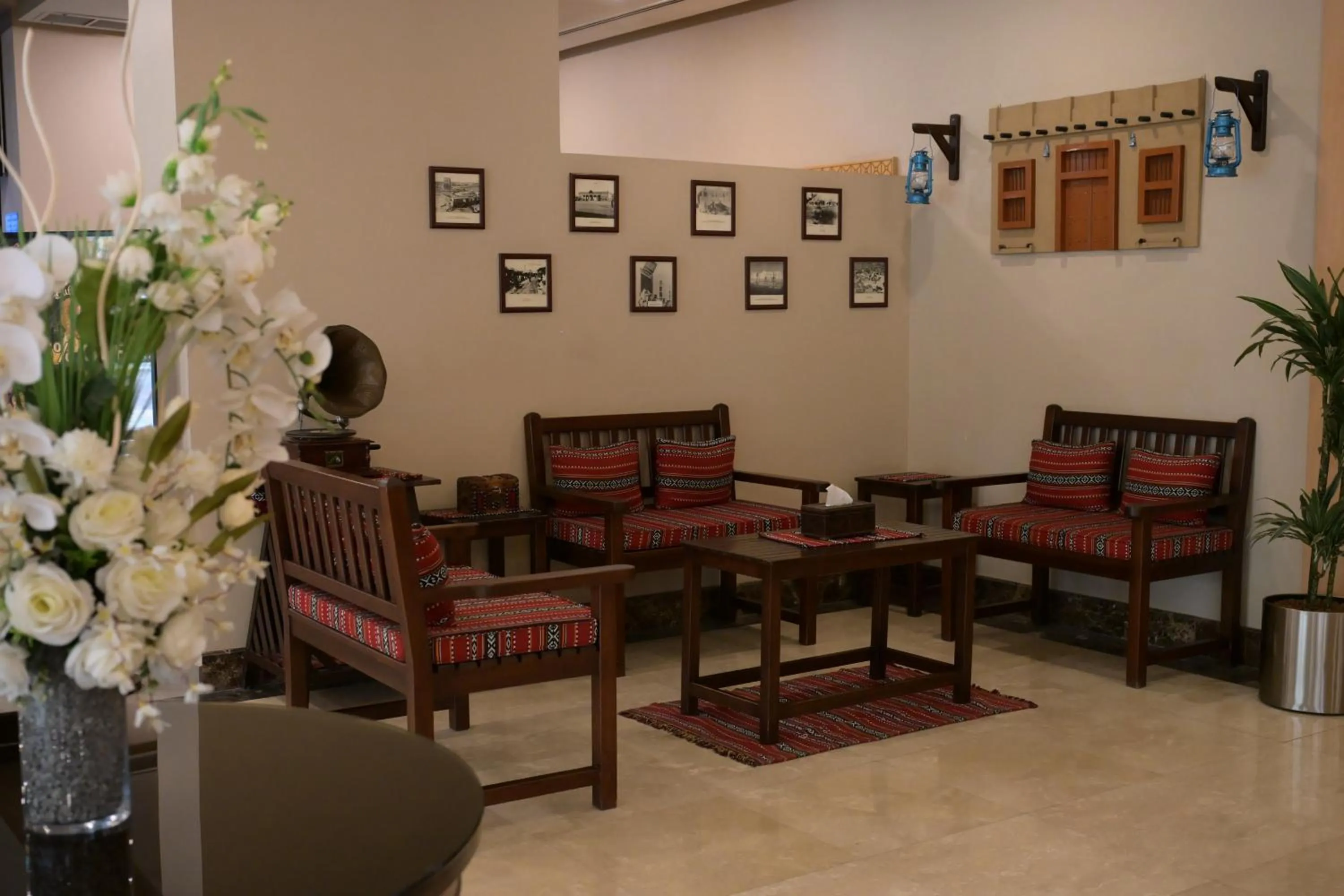 Lobby or reception in Best Western Plus Mahboula