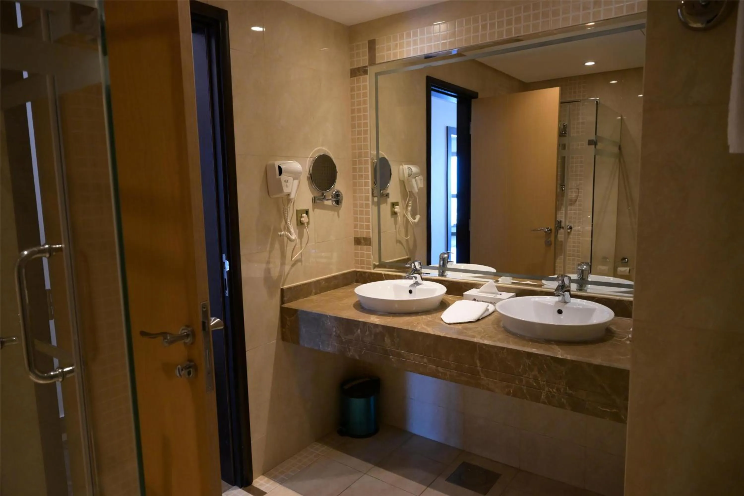 Bathroom in Best Western Plus Mahboula