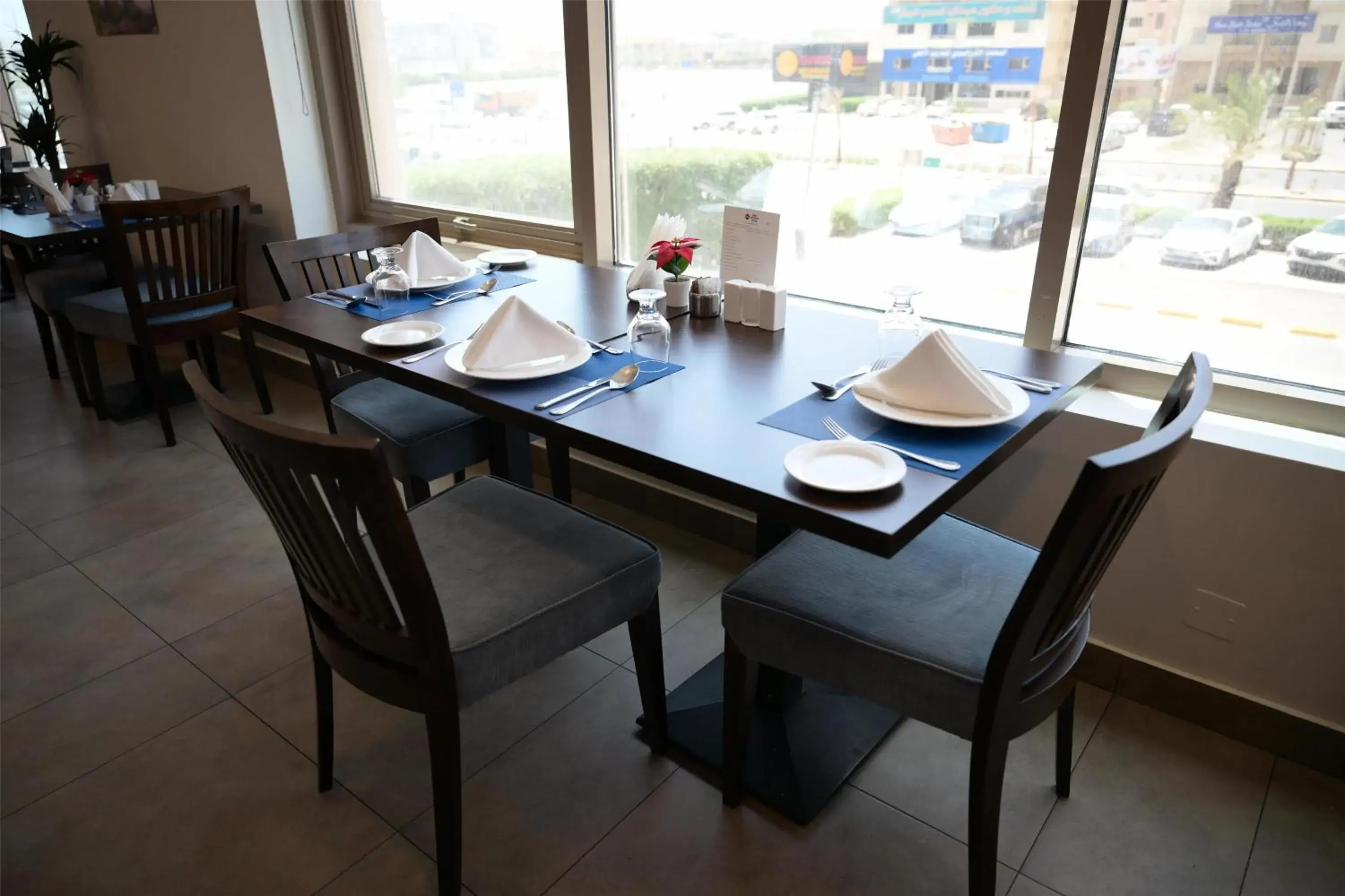 Restaurant/places to eat in Best Western Plus Mahboula Restaurant/places to eat in Best Western Plus Mahboula