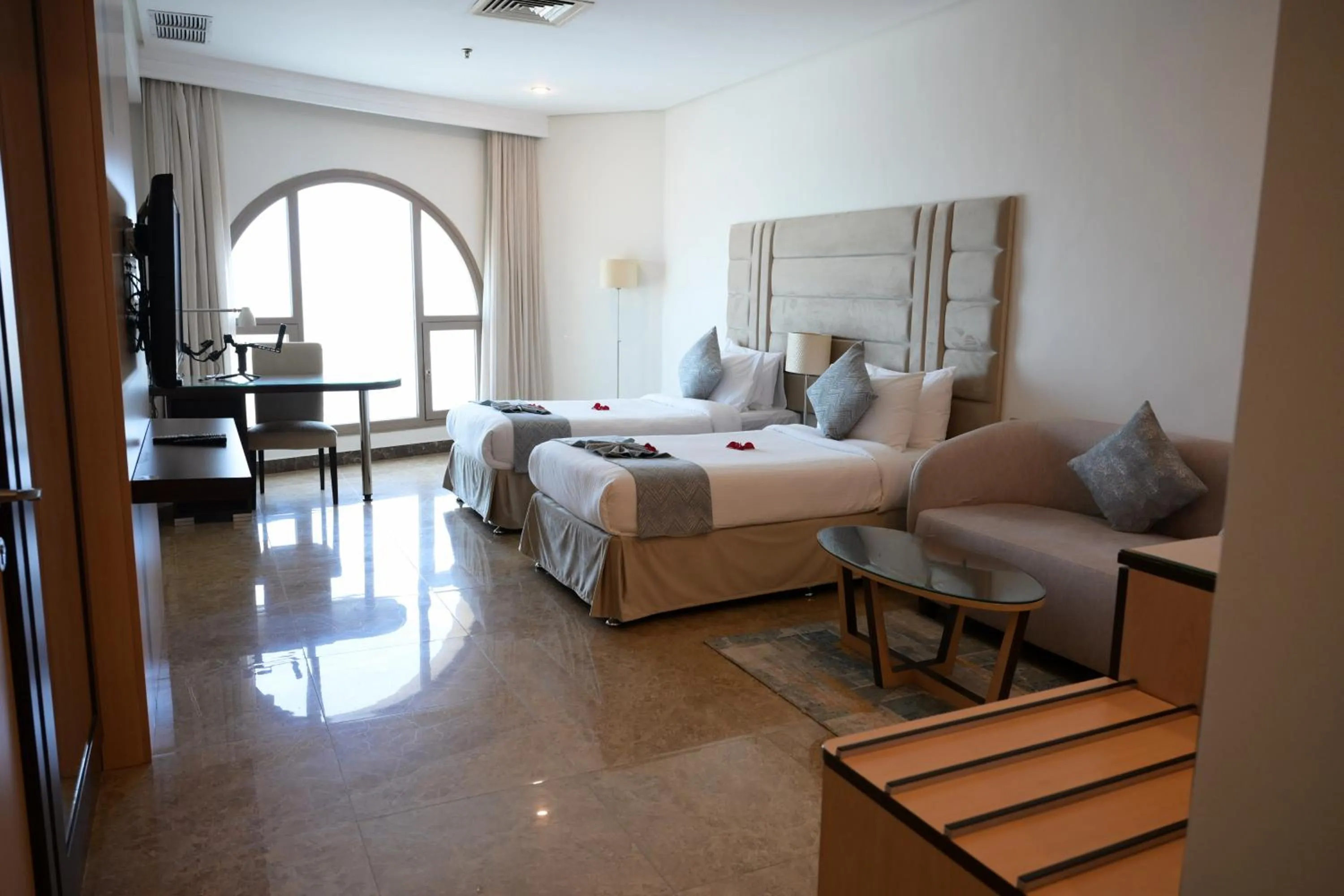 Bed in Best Western Plus Mahboula