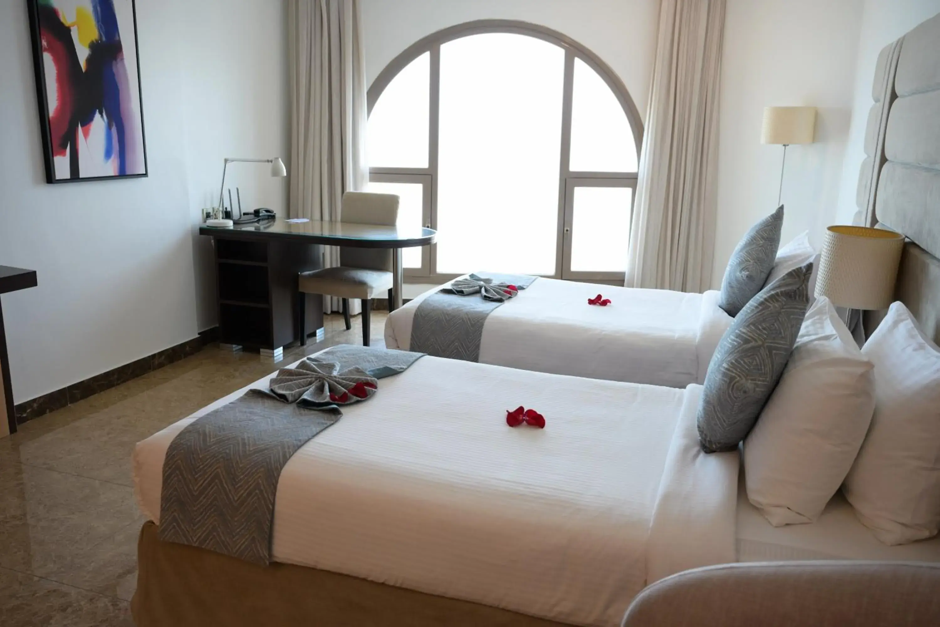 Bed in Best Western Plus Mahboula Bed in Best Western Plus Mahboula