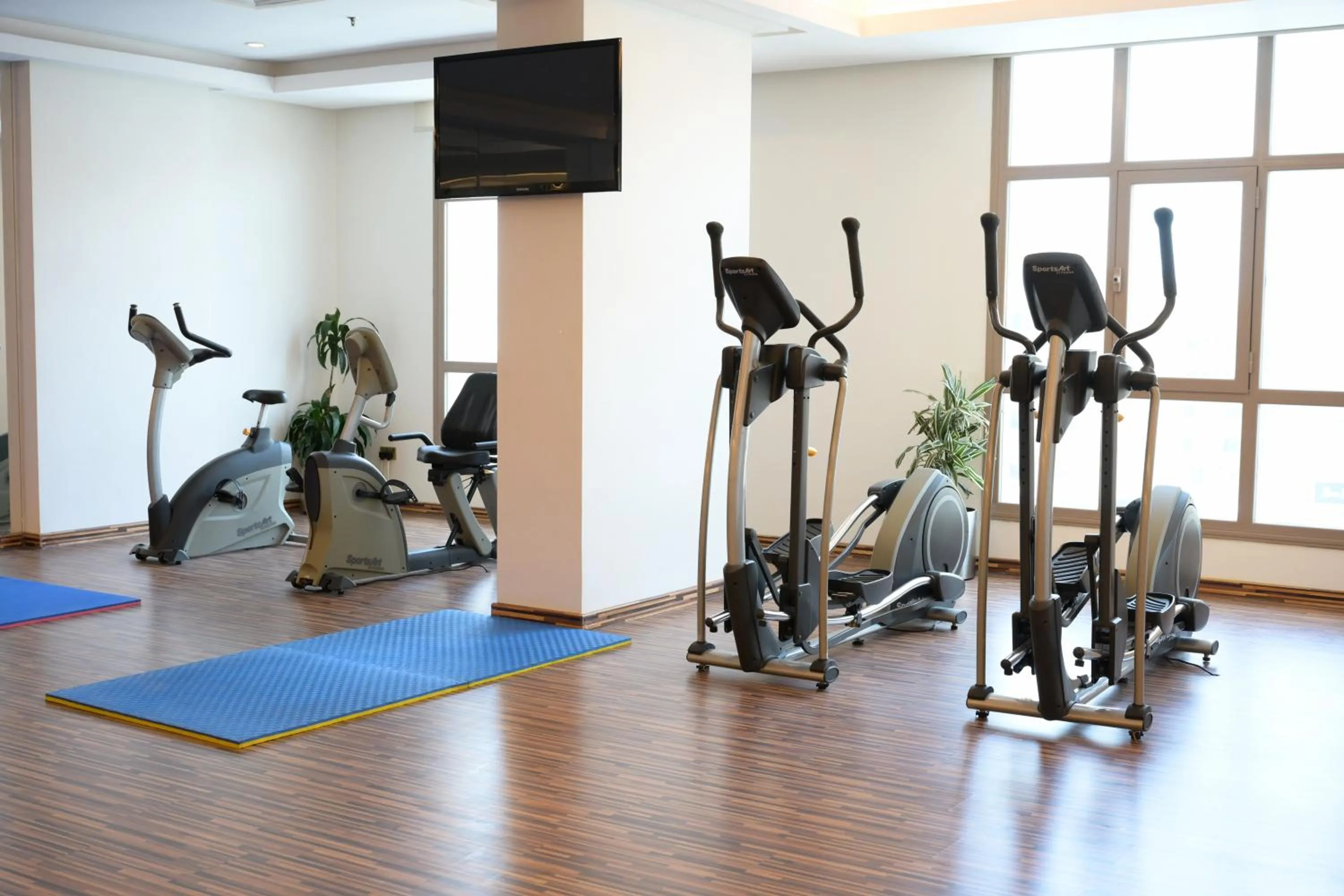 Fitness centre/facilities in Best Western Plus Mahboula