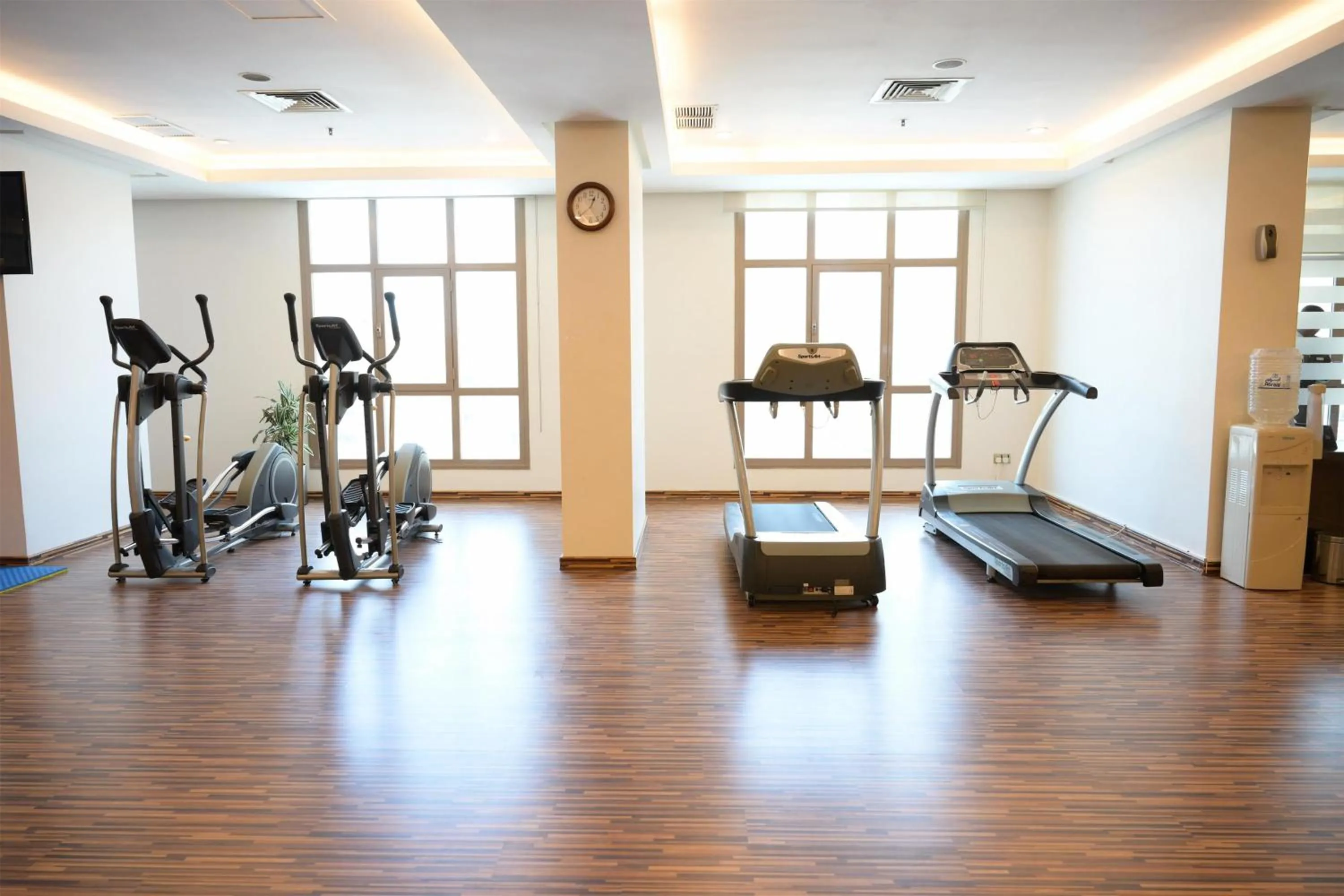 Fitness centre/facilities in Best Western Plus Mahboula