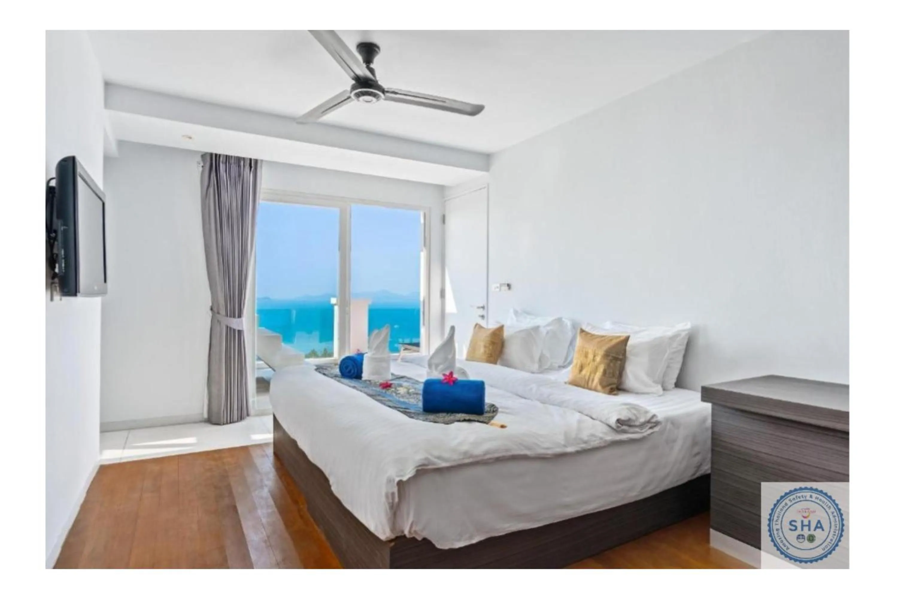 Bed in Panorama Samui Residences