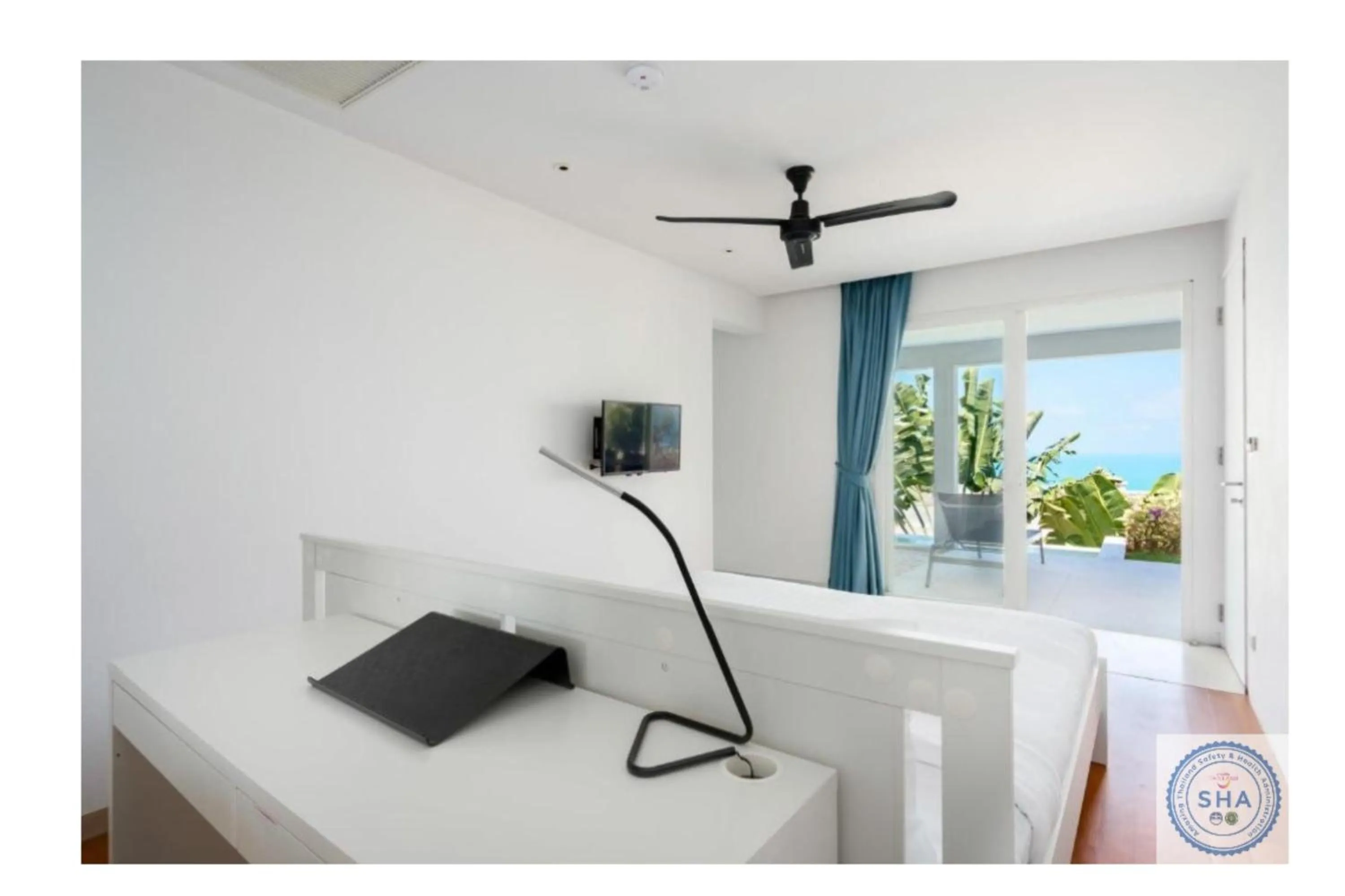 Bed in Panorama Samui Residences