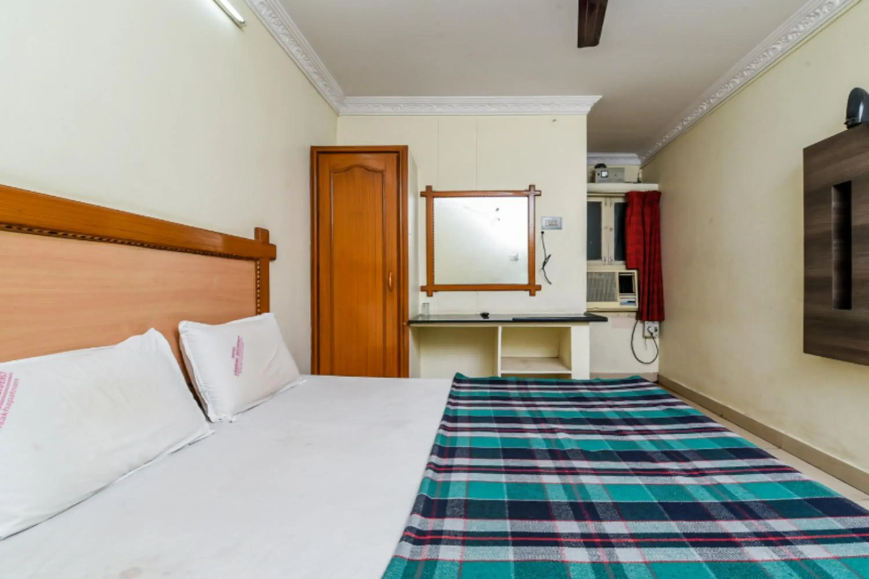 Bed in Hotel Lakshmi Residency Bed in Hotel Lakshmi Residency