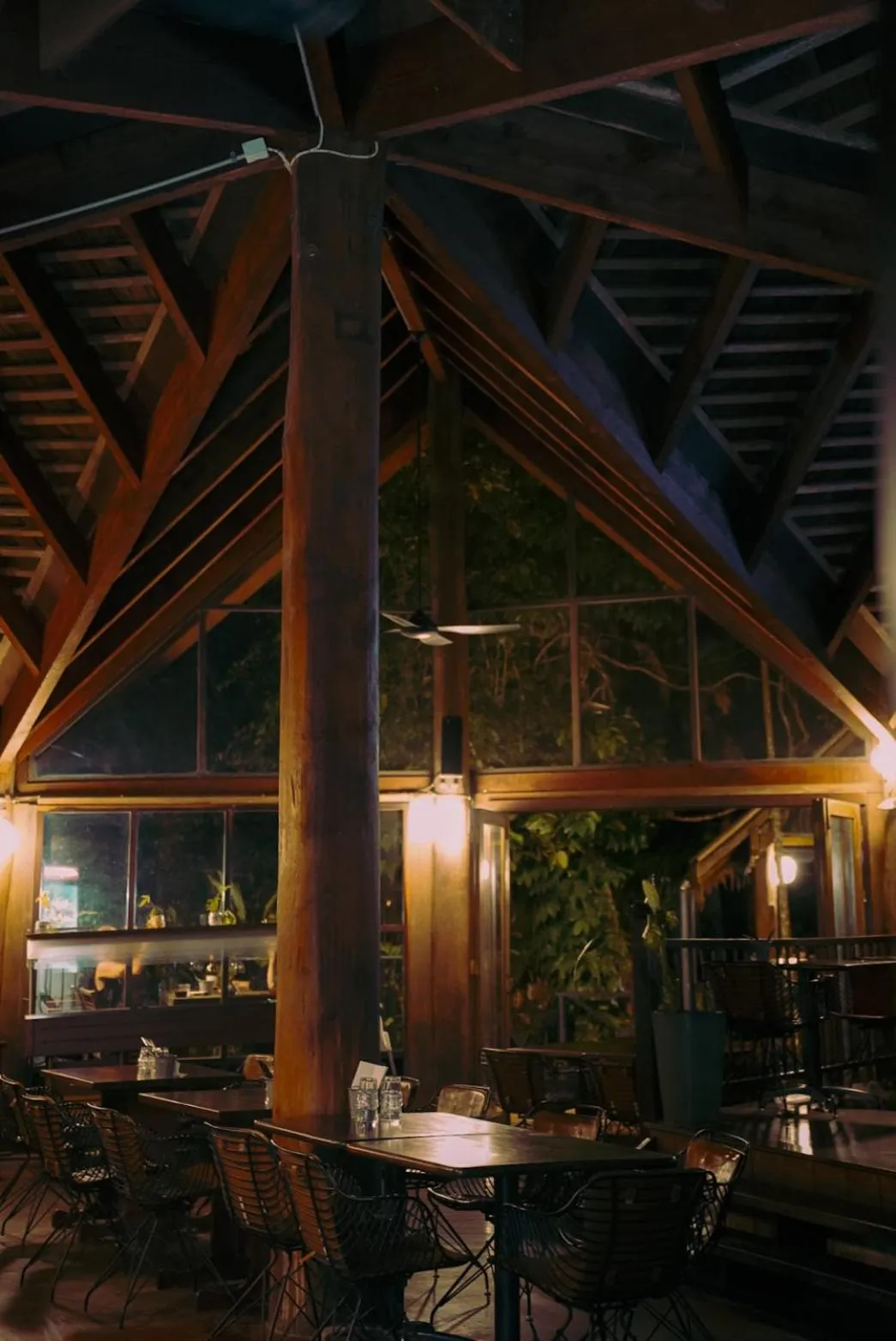 Restaurant/places to eat in Ferntree Rainforest Lodge