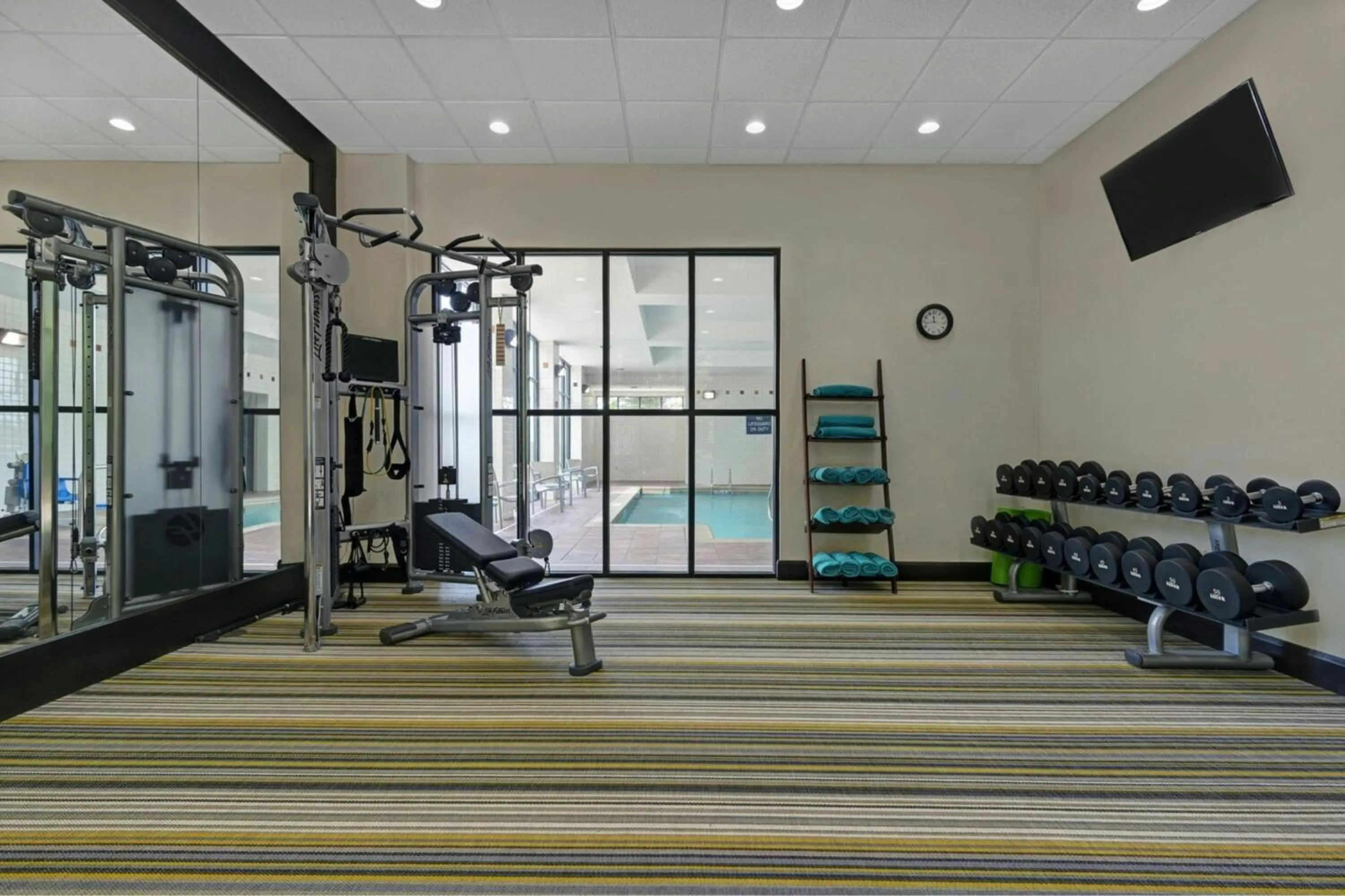 Fitness centre/facilities in Four Points by Sheraton Birmingham Homewood