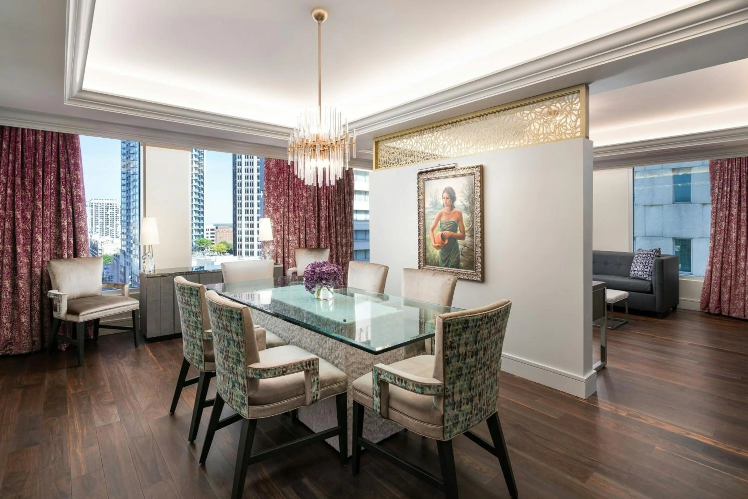 Photo of the whole room in Grand Bohemian Charlotte, Autograph Collection