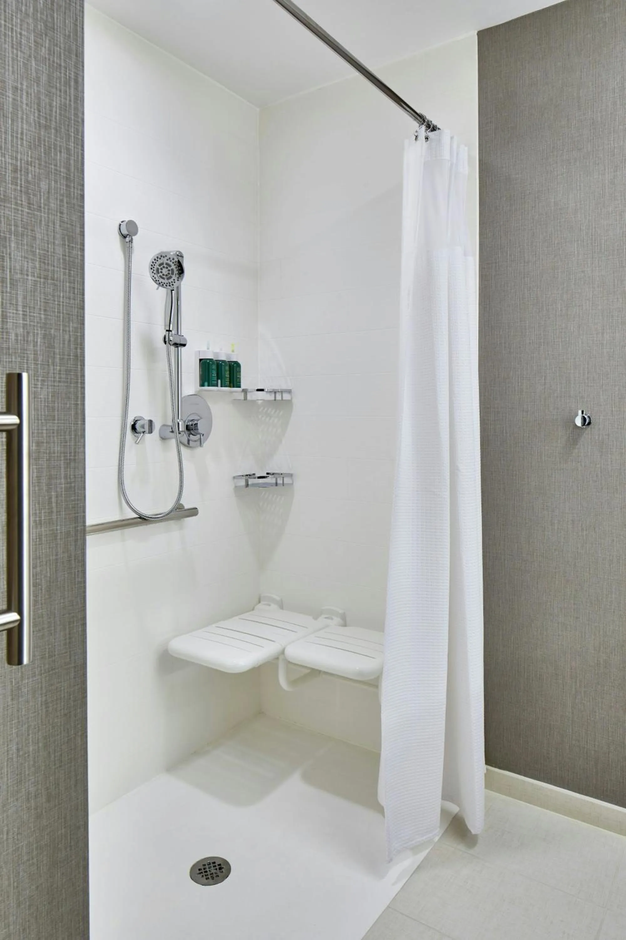 Bathroom in SpringHill Suites by Marriott Charlotte at Carowinds