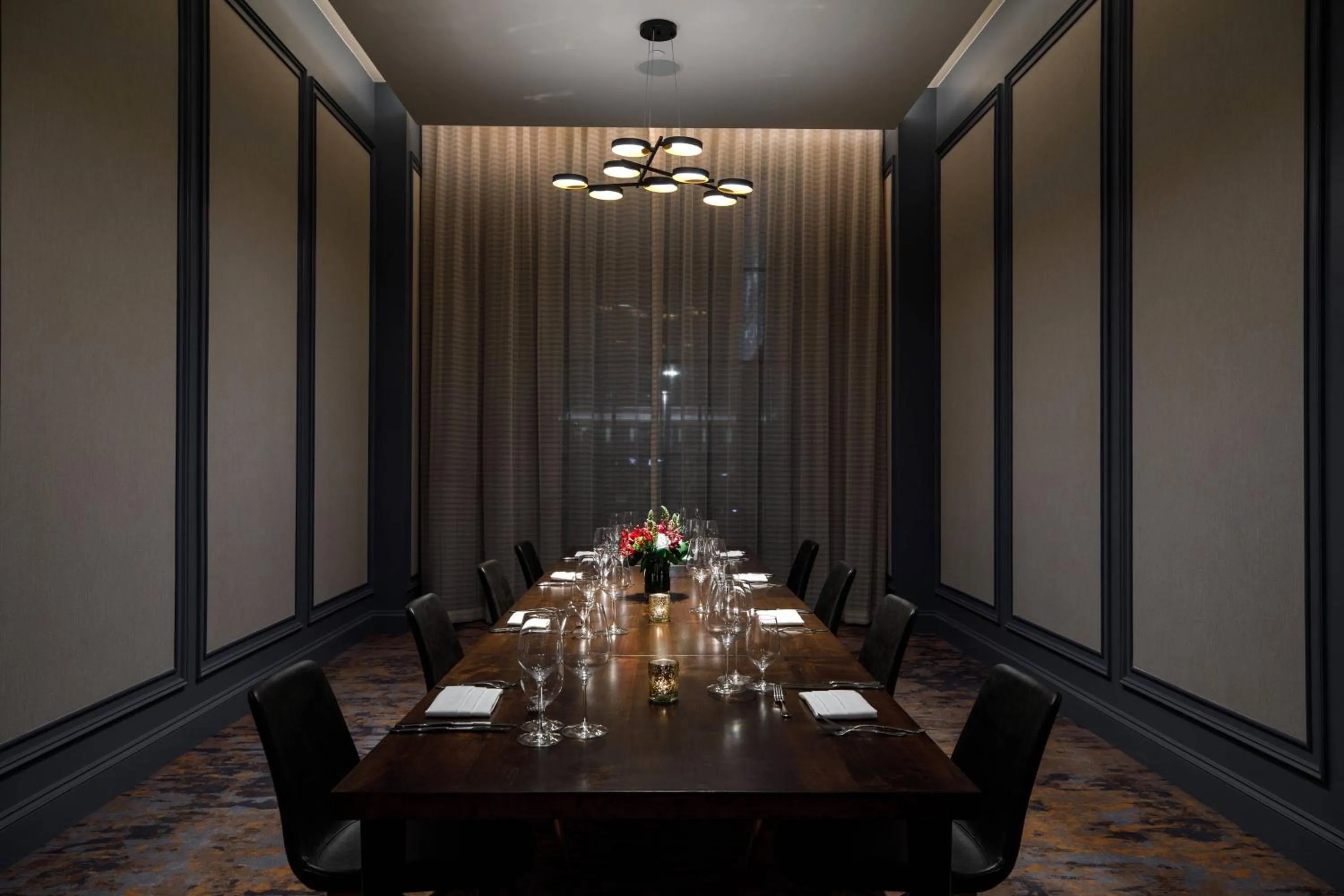 Meeting/conference room in Hotel Vin, Grapevine, Autograph Collection