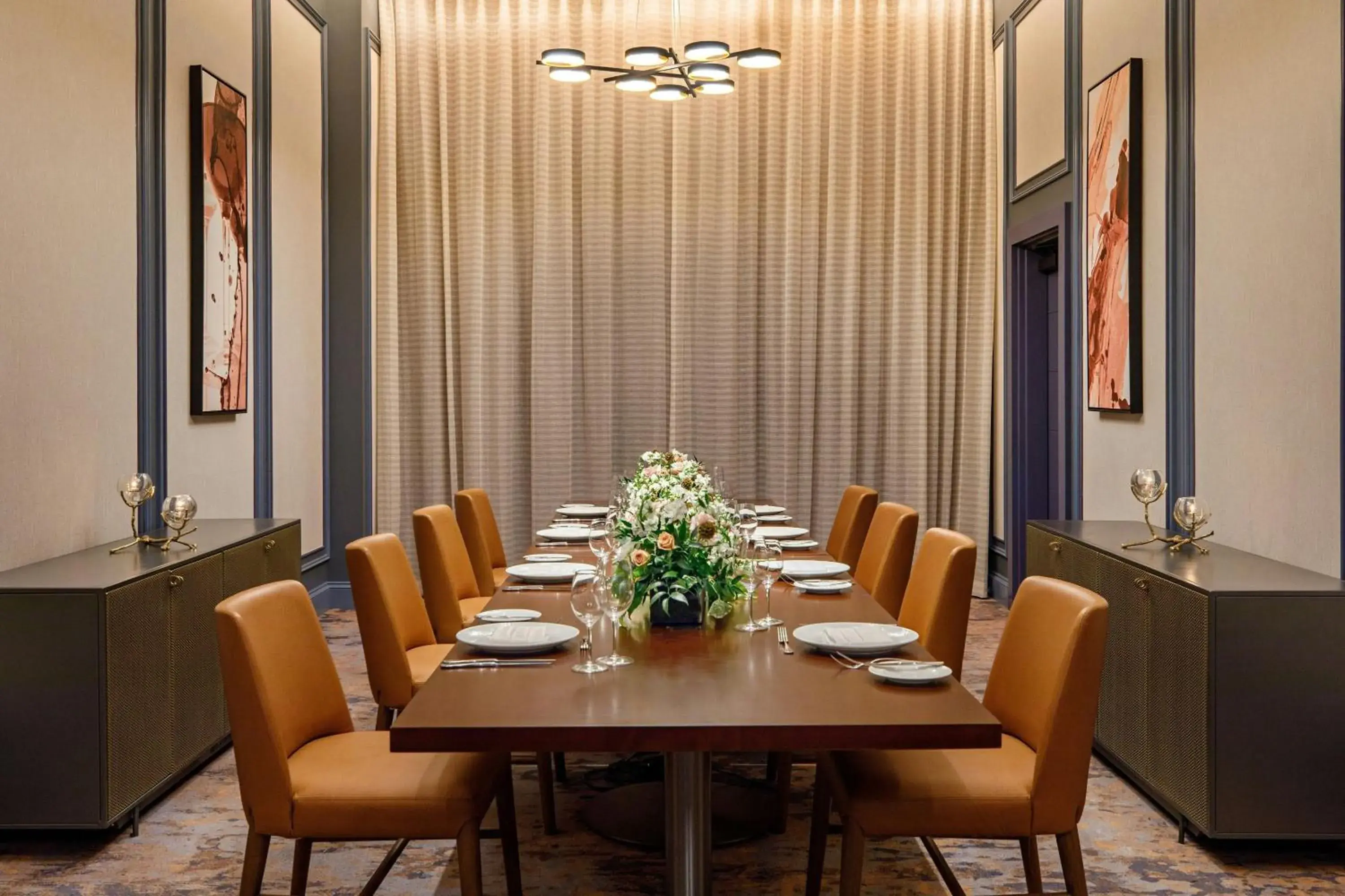 Restaurant/places to eat in Hotel Vin, Autograph Collection Restaurant/places to eat in Hotel Vin, Autograph Collection