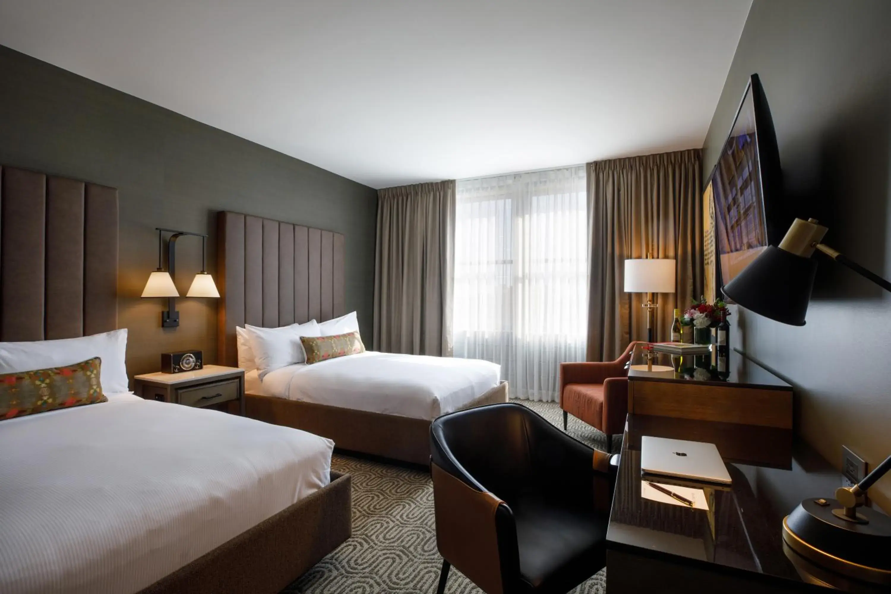 Bed in Hotel Vin, Autograph Collection Bed in Hotel Vin, Autograph Collection