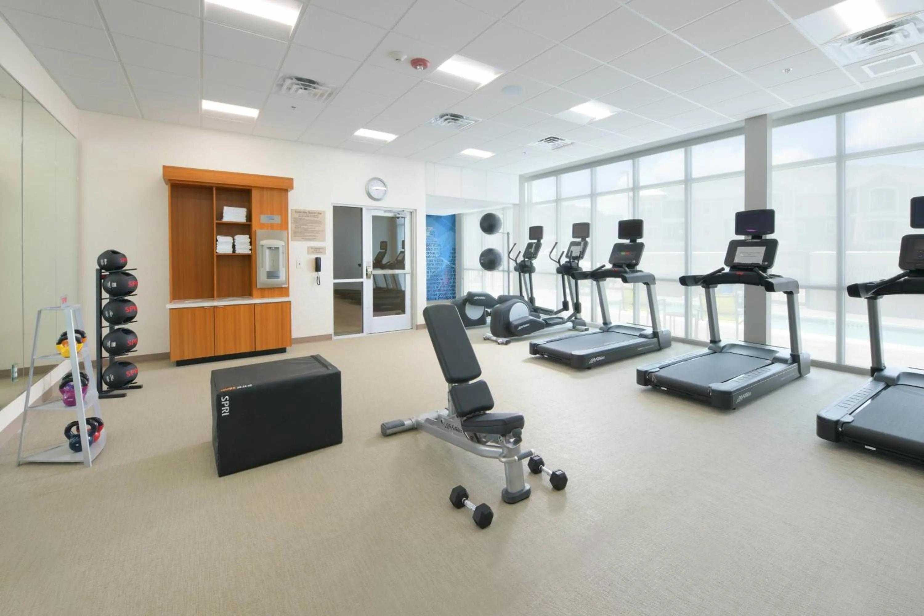 Fitness centre/facilities in SpringHill Suites by Marriott Texas City