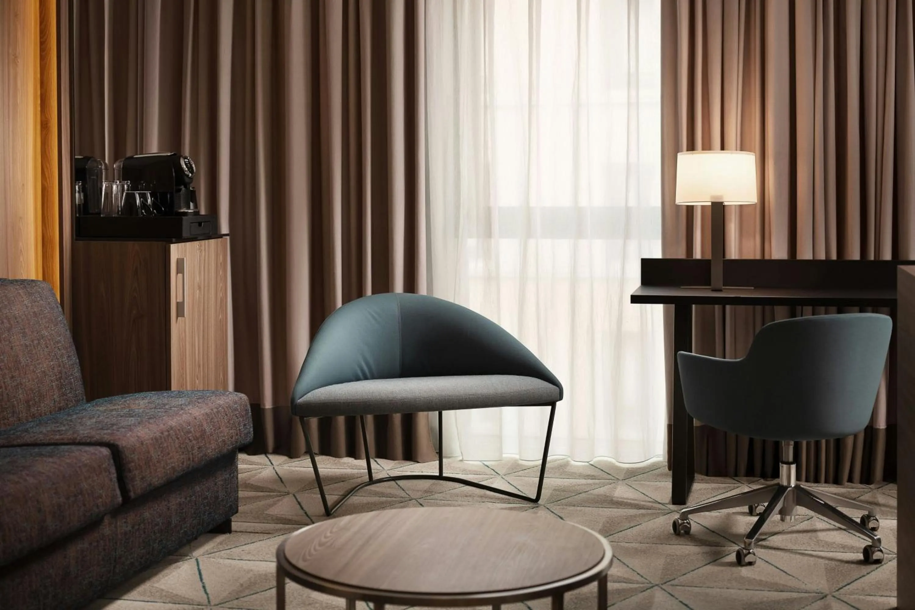 Bedroom in Courtyard by Marriott Paris Porte de Versailles