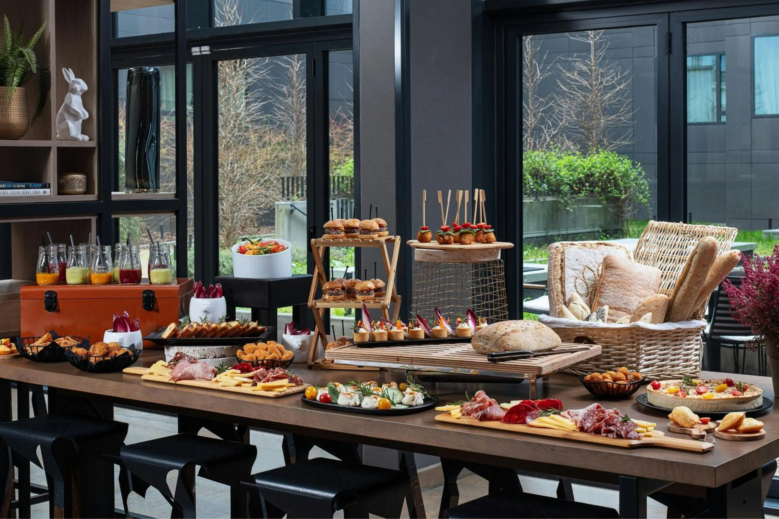 Meeting/conference room in Courtyard by Marriott Paris Porte de Versailles