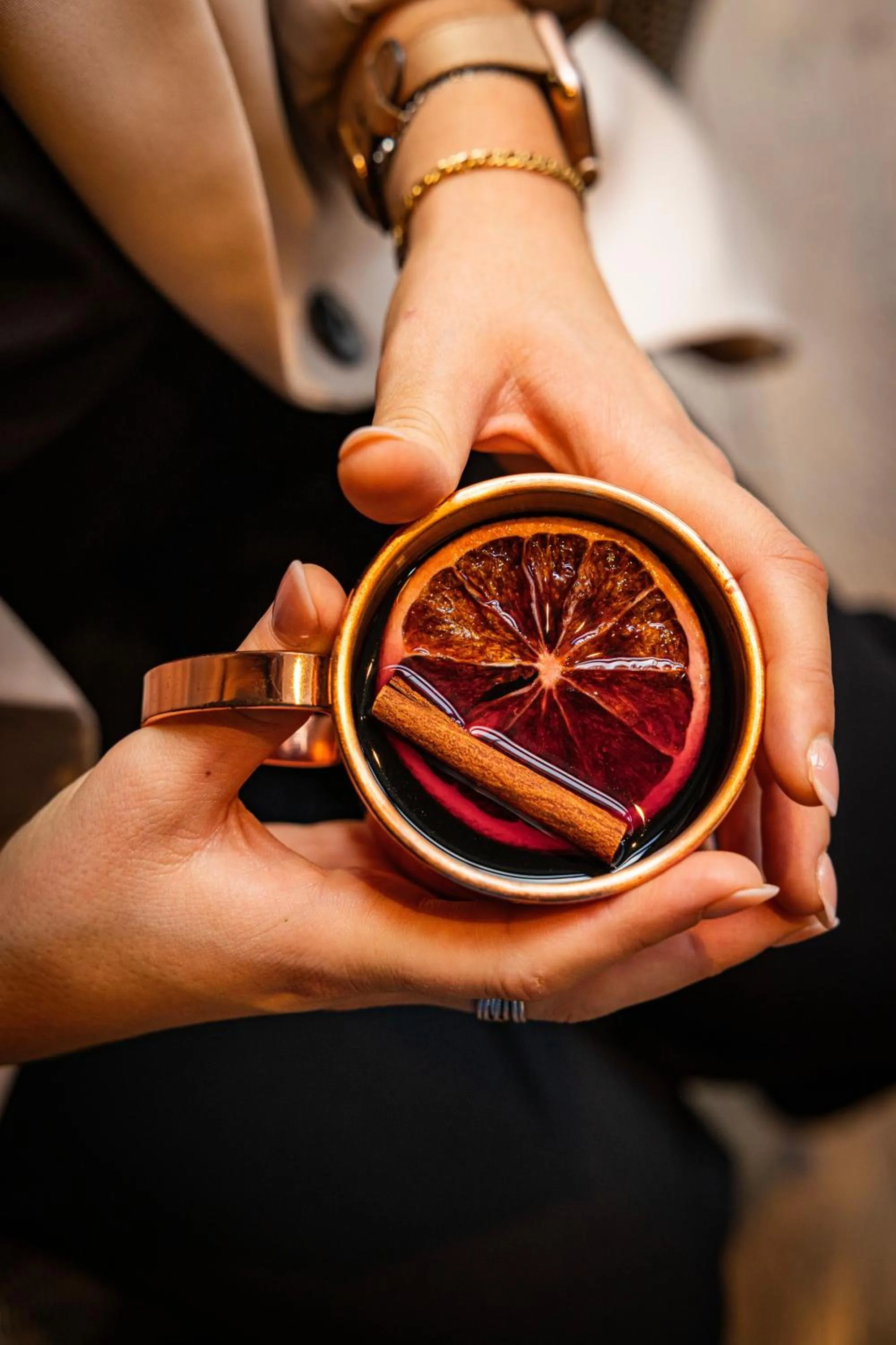 Lounge or bar in Courtyard by Marriott Paris Porte de Versailles