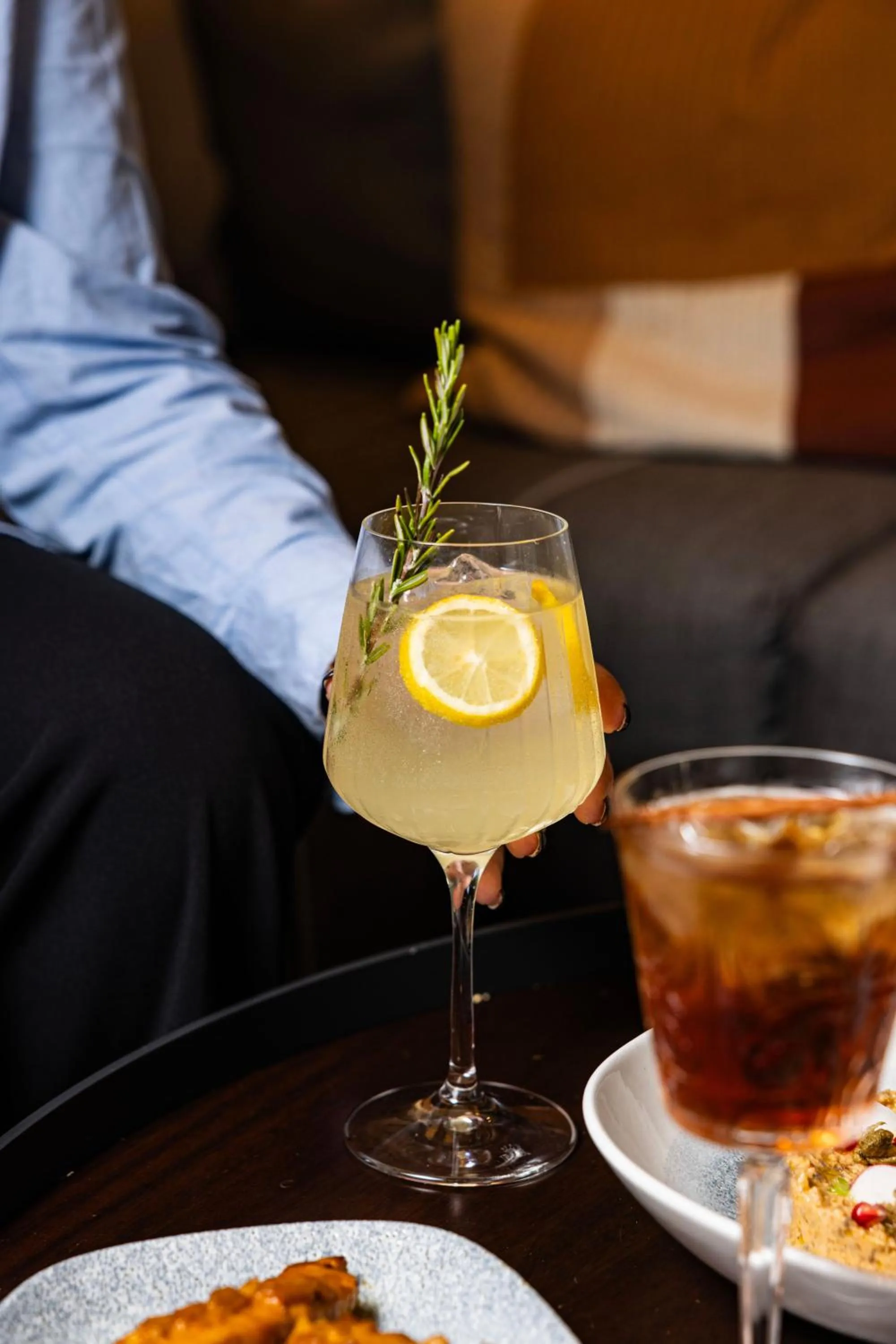 Lounge or bar in Courtyard by Marriott Paris Porte de Versailles