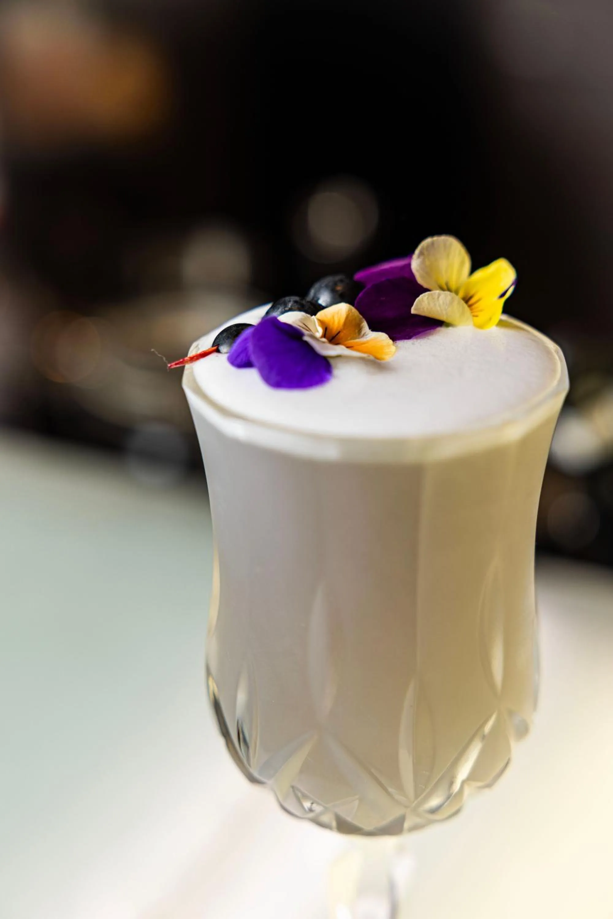 Lounge or bar in Courtyard by Marriott Paris Porte de Versailles